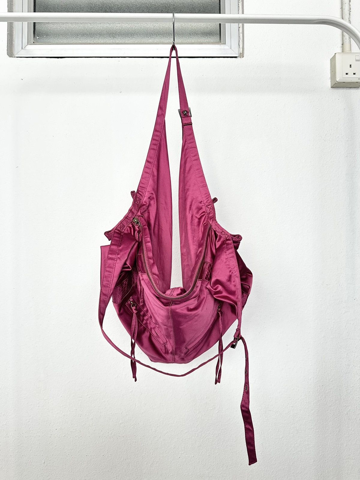 Japanese Brand 00's And A Japan 2 way cotton burgundy bag Size ONE SIZE - 10 Thumbnail