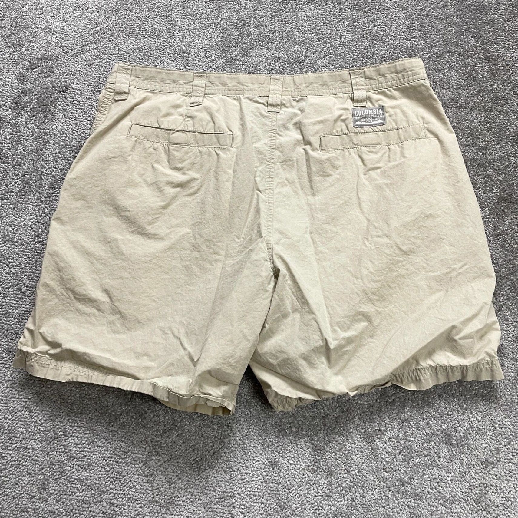 Vintage Columbia Chino Shorts 38 Mens Brown Casual Outdoor Solid Cotton Pockets Size US 38 / EU 54 - 2 Thumbnail