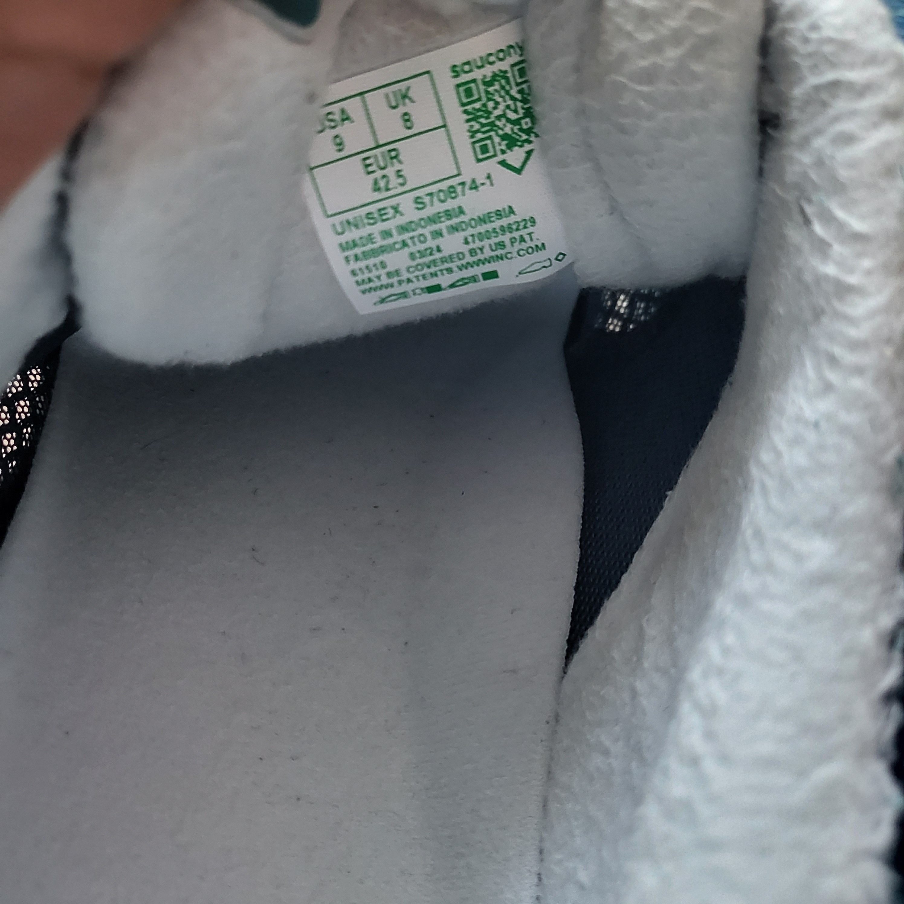 Kith Saucony triumph 4 2024 Size US 9 / EU 42 - 3 Thumbnail