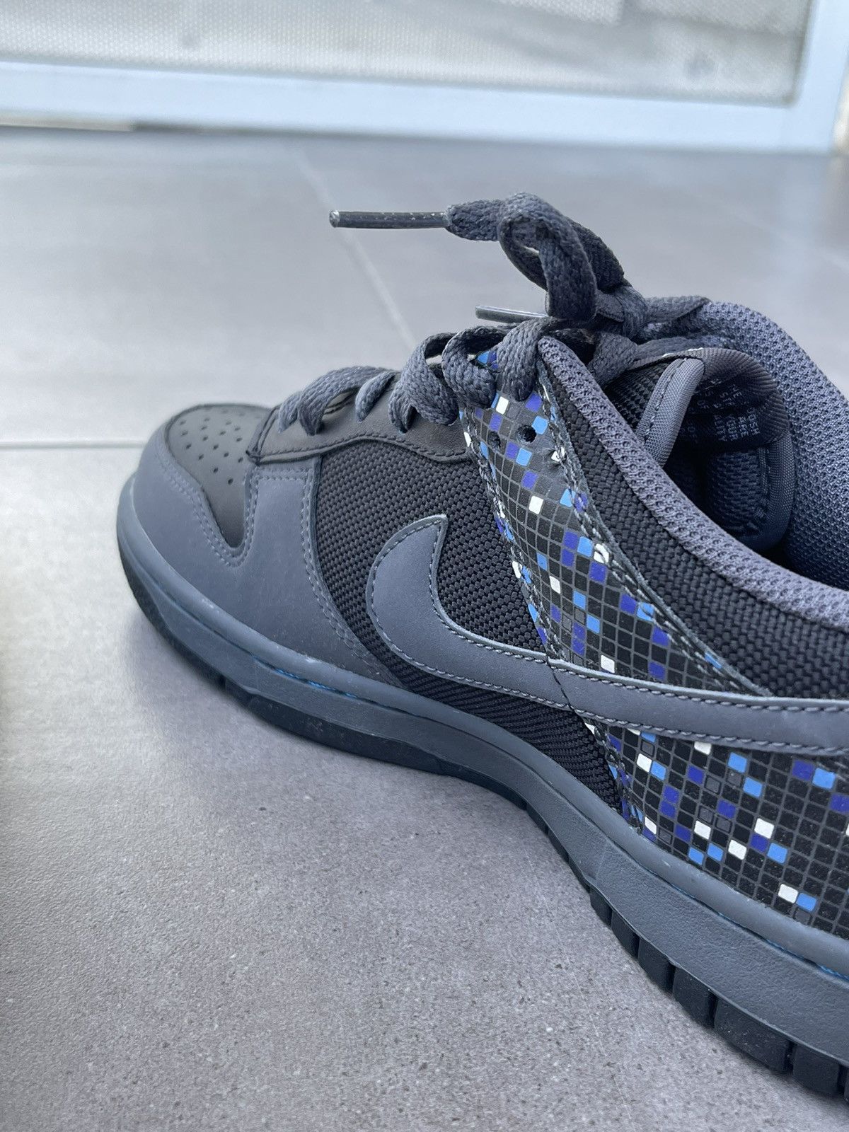 Nike !DS! 6Y Nike Dunk Low Black Dark Grey Low-Top Sneakers Size US 8 / IT 38 - 10 Thumbnail