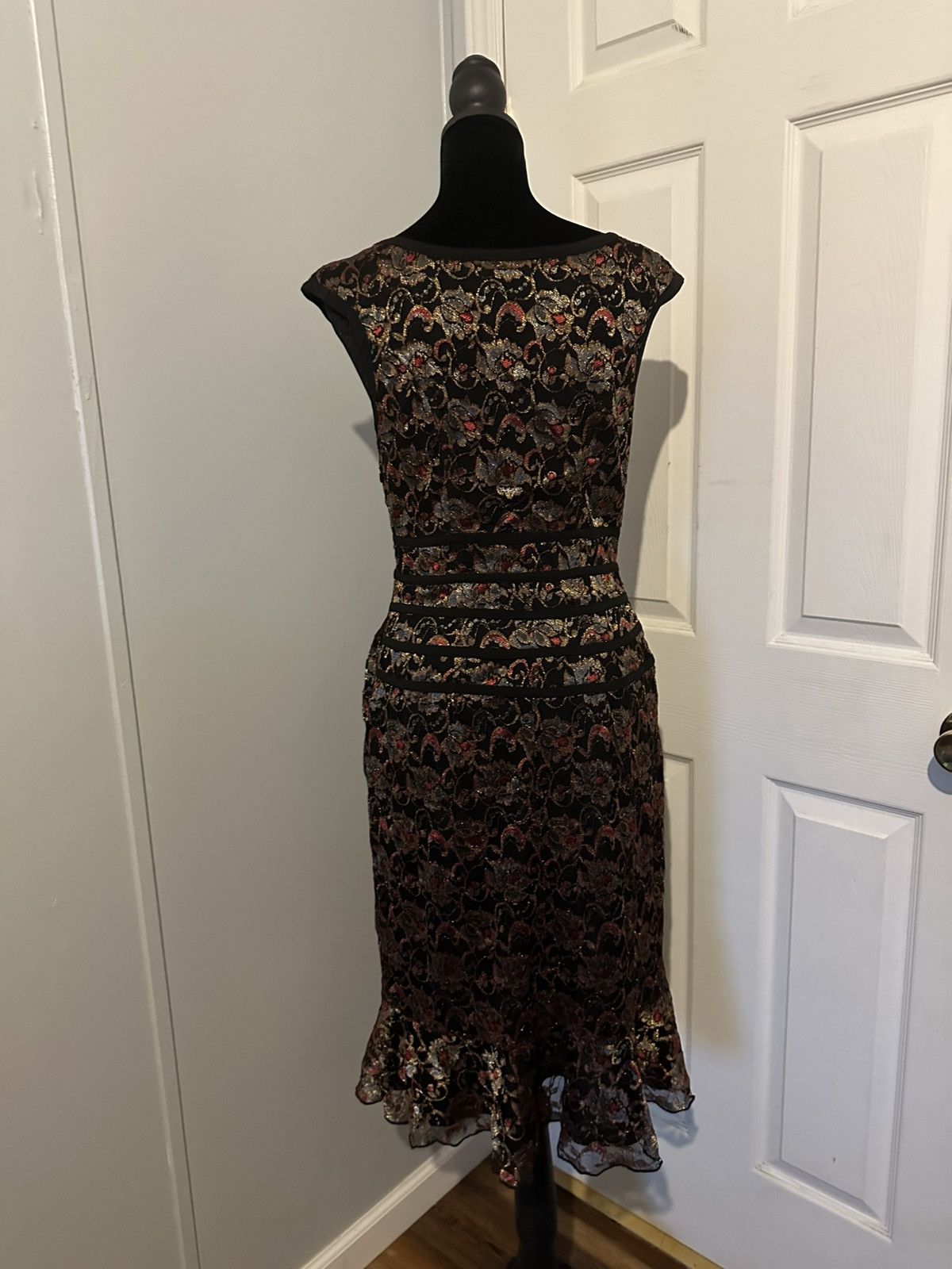 Other Gothic Romantic Black and Bronze Lace Evening dress size 4 Size S / US 4 / IT 40 - 5 Thumbnail