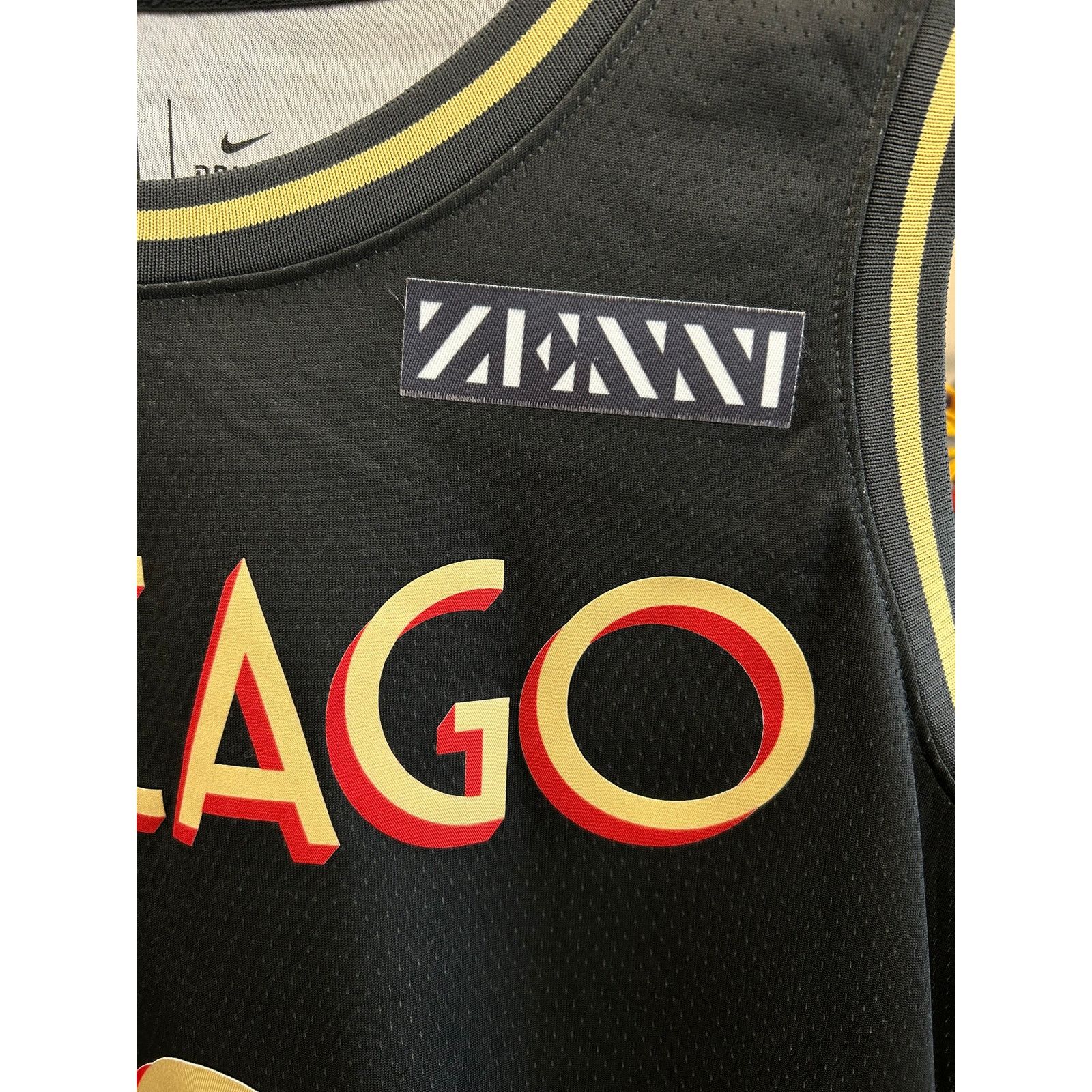 Nike Nike Chicago Bulls Coby White City Edition Swingman Jersey Size US L / EU 52-54 / 3 - 5 Thumbnail
