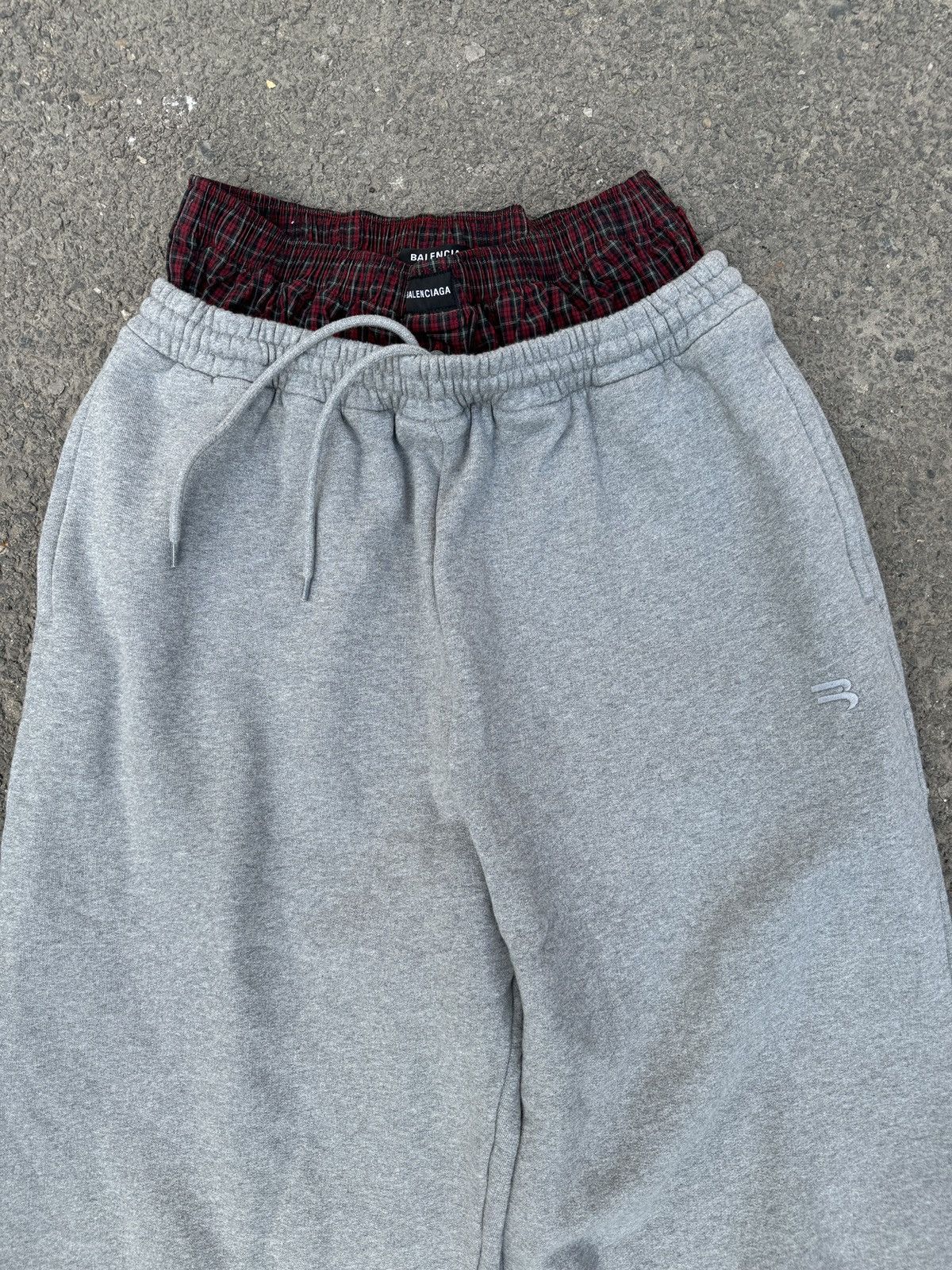 Balenciaga Balenciaga Hybrid Sweatpants with Underwear Size US 32 / EU 48 - 2 Thumbnail