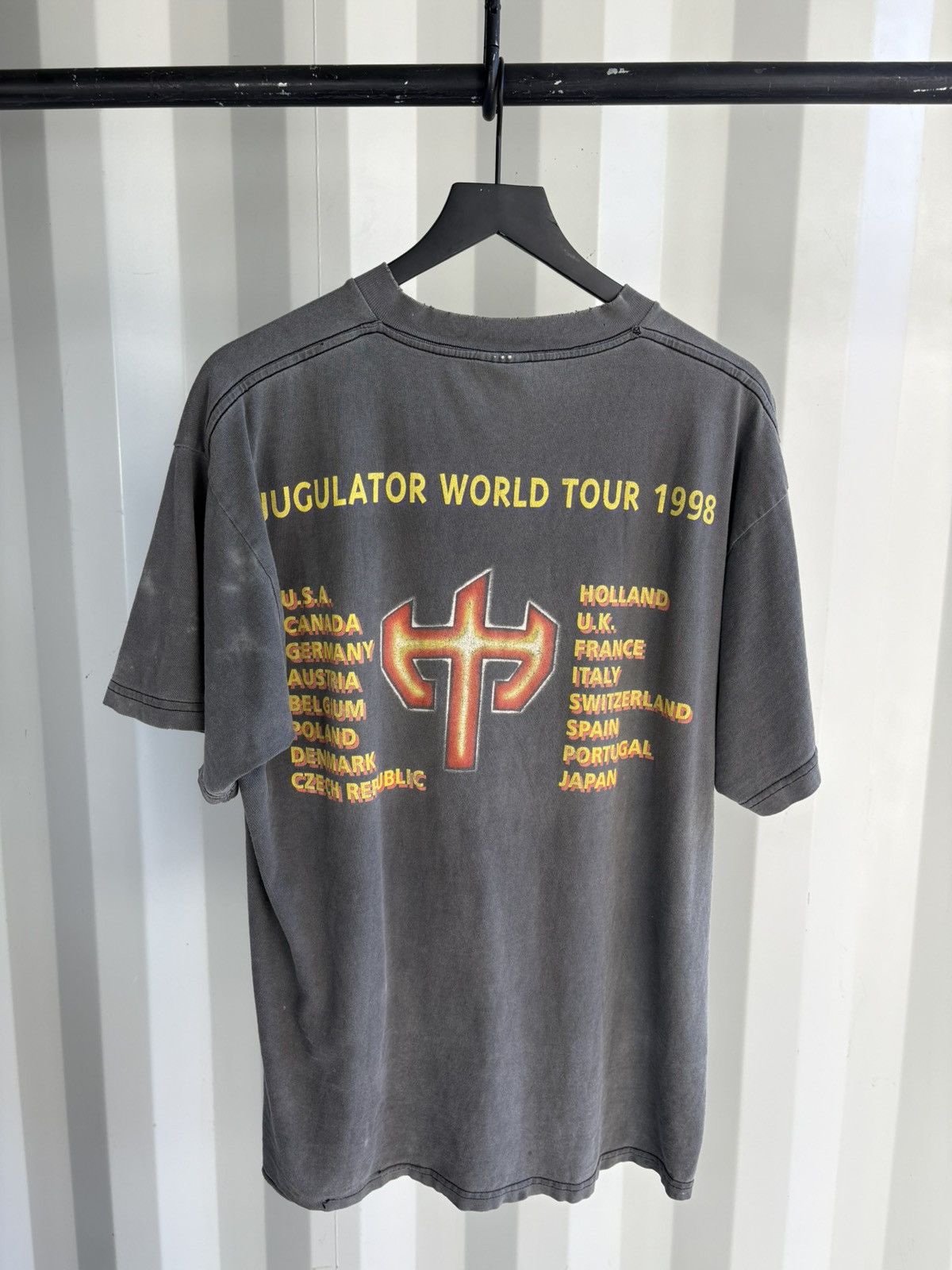 Band Tees Thrashed Judas Priest Sun Faded Distressed ERD GRUNGE WCC Size US XL / EU 56 / 4 - 3 Thumbnail