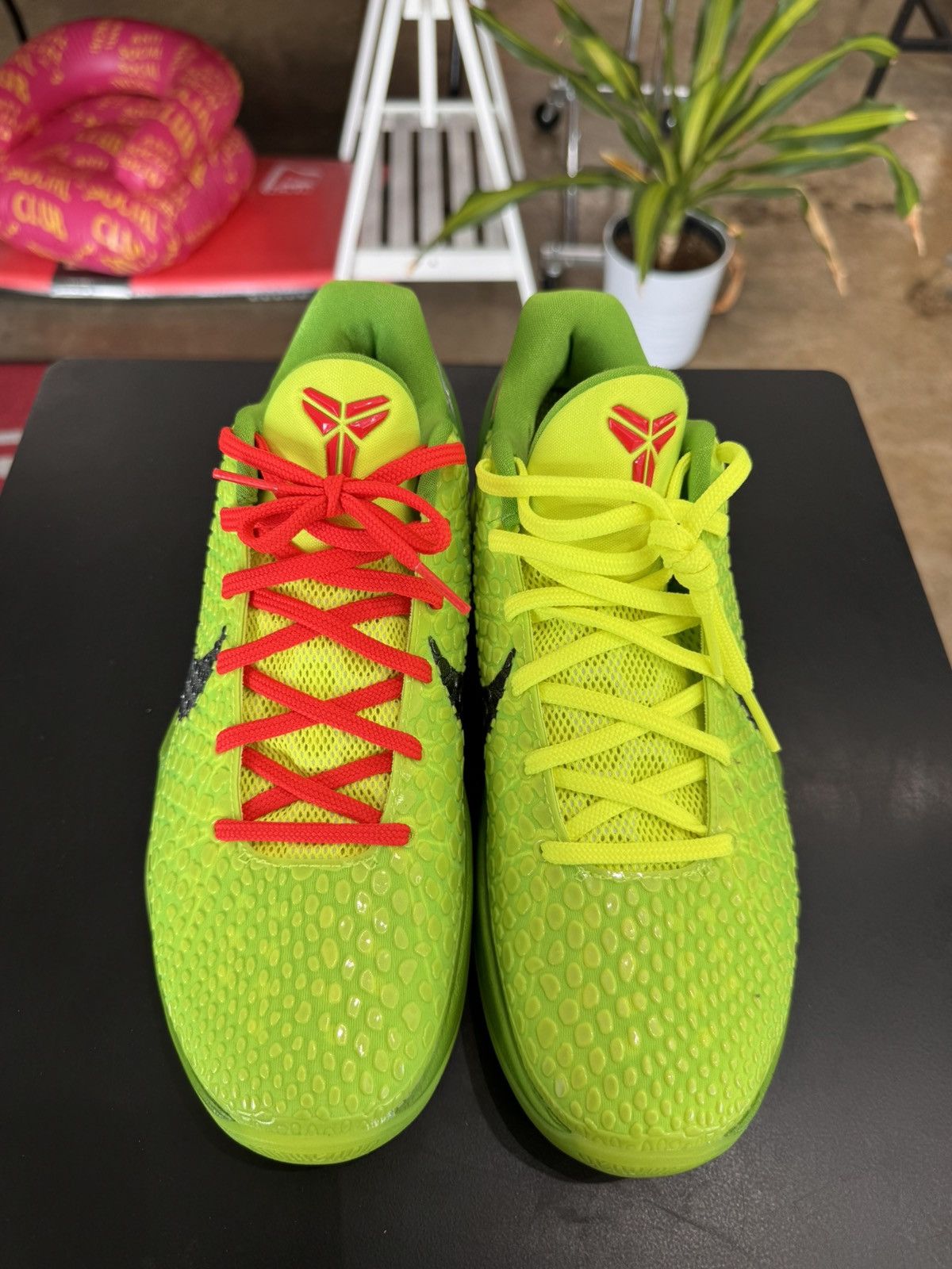 Nike Nike Kobe 6 Protro Grinch Size 9 (2020) Size US 9 / EU 42 - 2 Thumbnail
