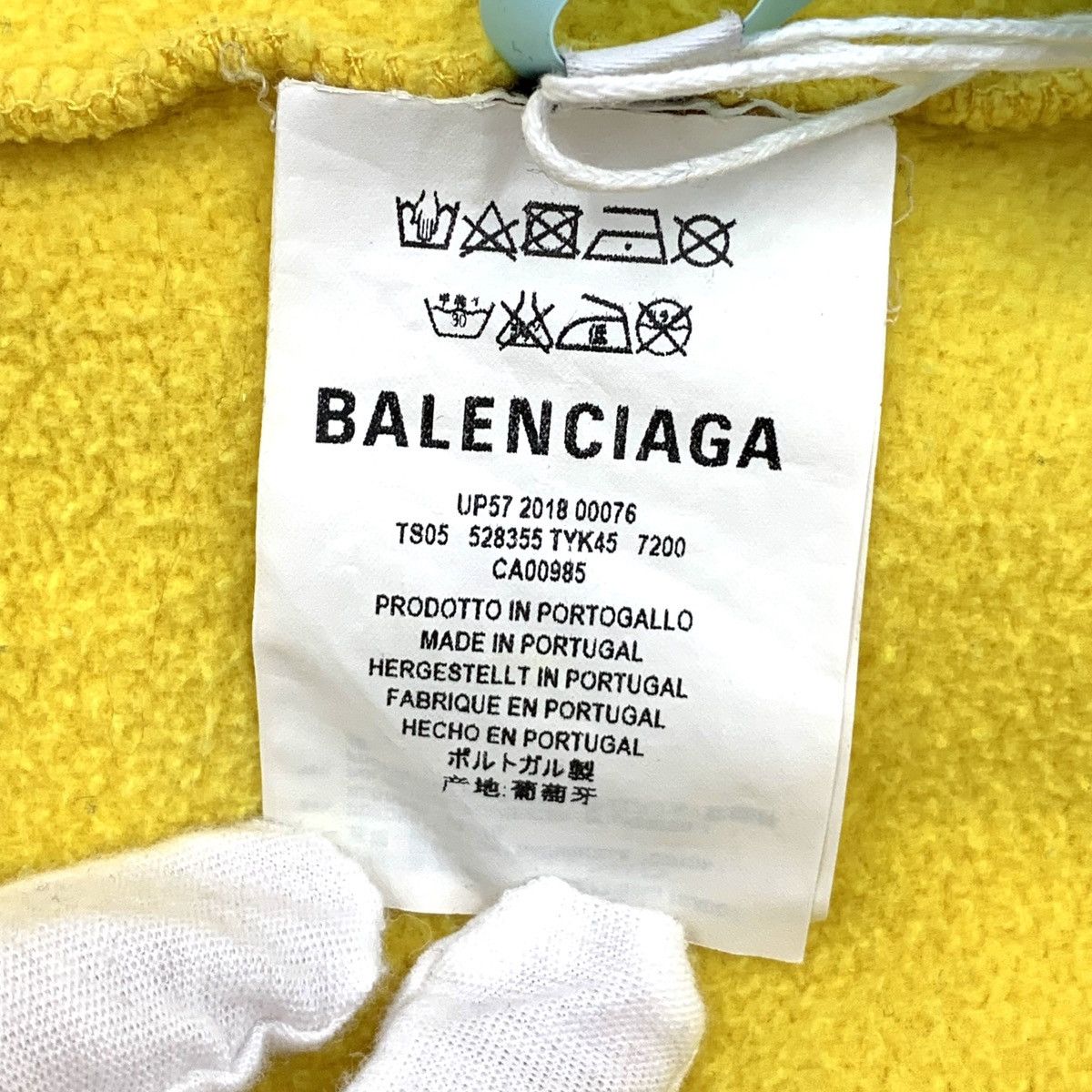 Balenciaga Balenciaga Yellow Logo Letter Hoodie K26WX Size US XS / EU 42 / 0 - 7 Thumbnail
