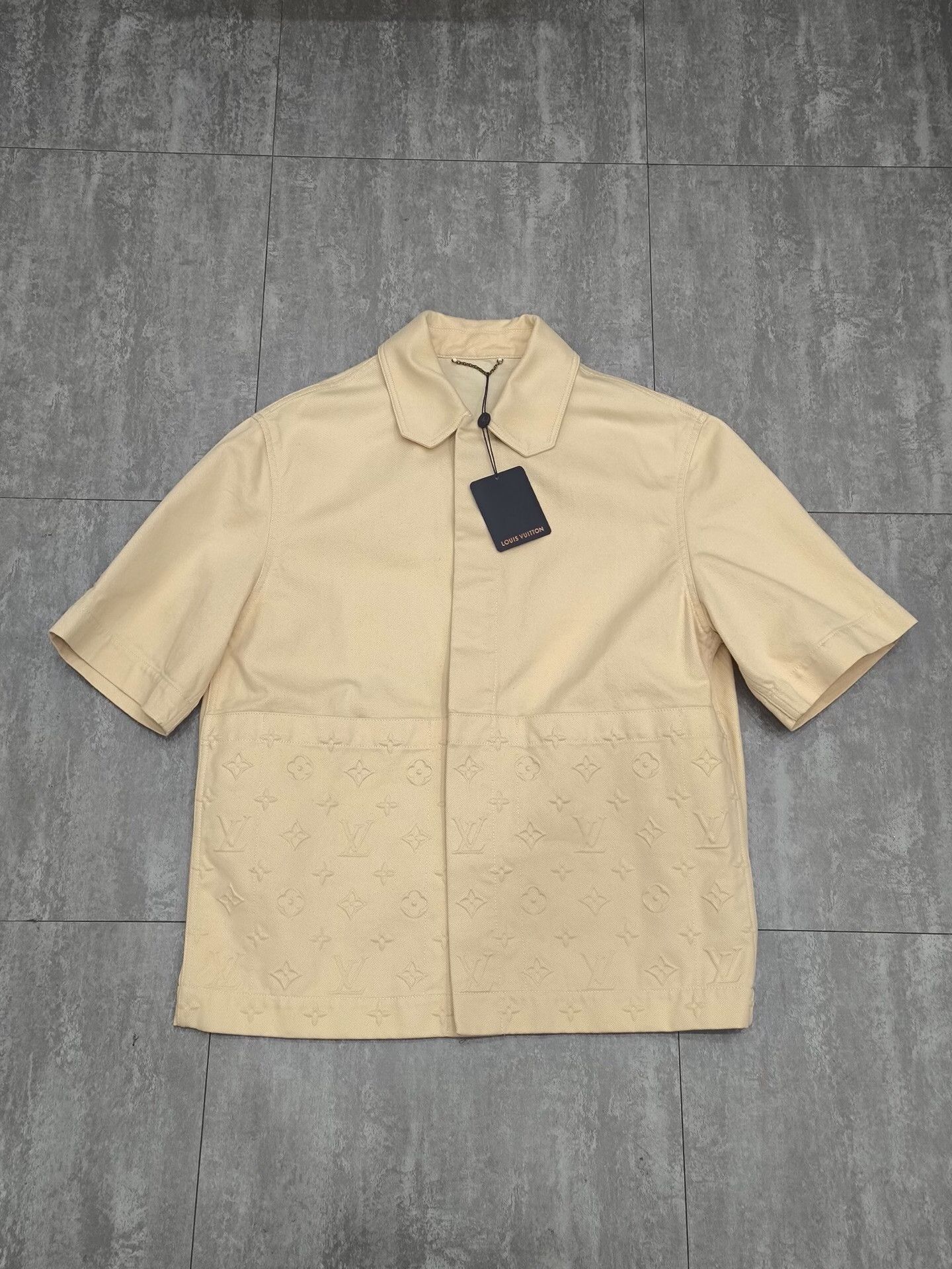 Louis Vuitton Louis Vuitton Cotton Beige Shirt m Men Size US M / EU 48-50 / 2 - 1 Thumbnail