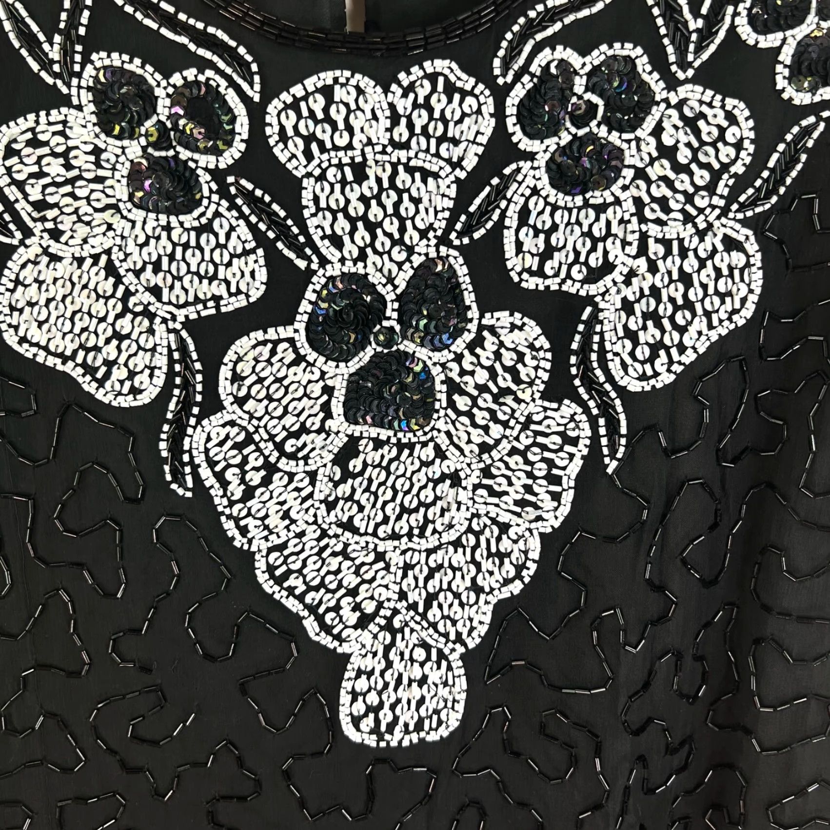 Vintage VINTAGE Exotica Blouse Shirt Womens Size S Black White Beaded Silk Ghost Boo 90s Halloween Scoop Neck Size S / US 4 / IT 40 - 3 Thumbnail