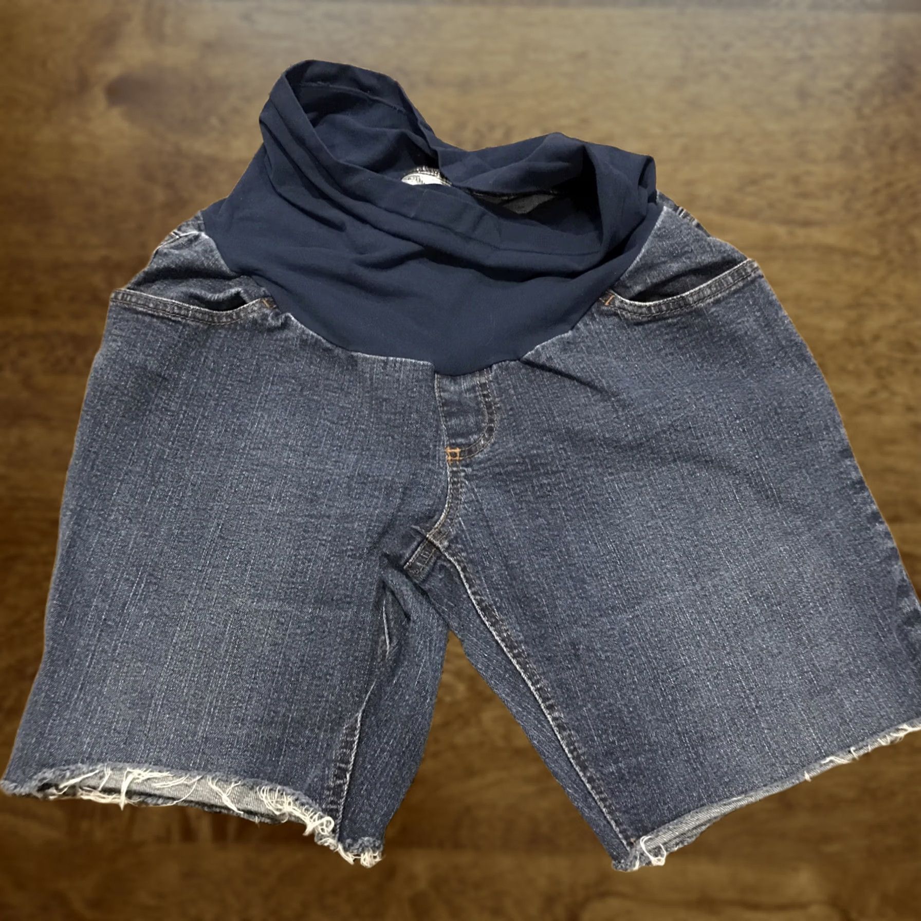 Vintage Motherhood Maternity Shorts Denim Cut-Off Womens S Cotton Blue 26in Waist 26in Inseam 7.5in Casual Vintage No Womens Size 28" / US 6 / IT 42 - 1 Thumbnail