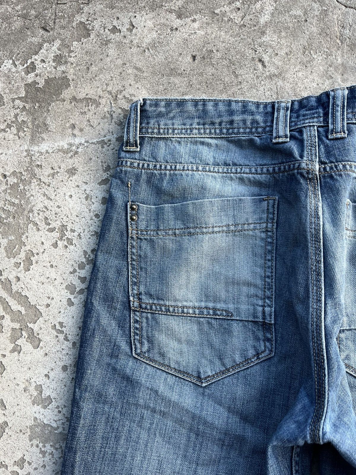 20471120 × If Six Was Nine × Le Grande Bleu (L.G.B.) Jeans Dirty Pants Faded Crash Denim Thrashed Y2K Distressed Size US 34 / EU 50 - 11 Thumbnail