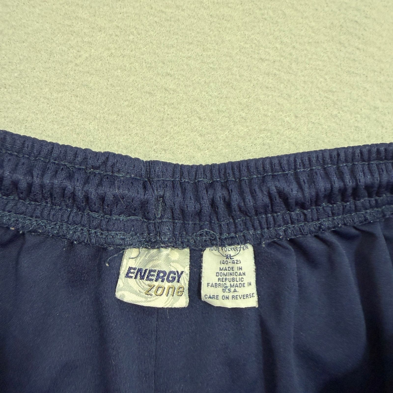 Vintage Vintage Detroit Tigers Shorts Men's XL Blue 8" Inseam y2k Size US 36 / EU 52 - 4 Thumbnail