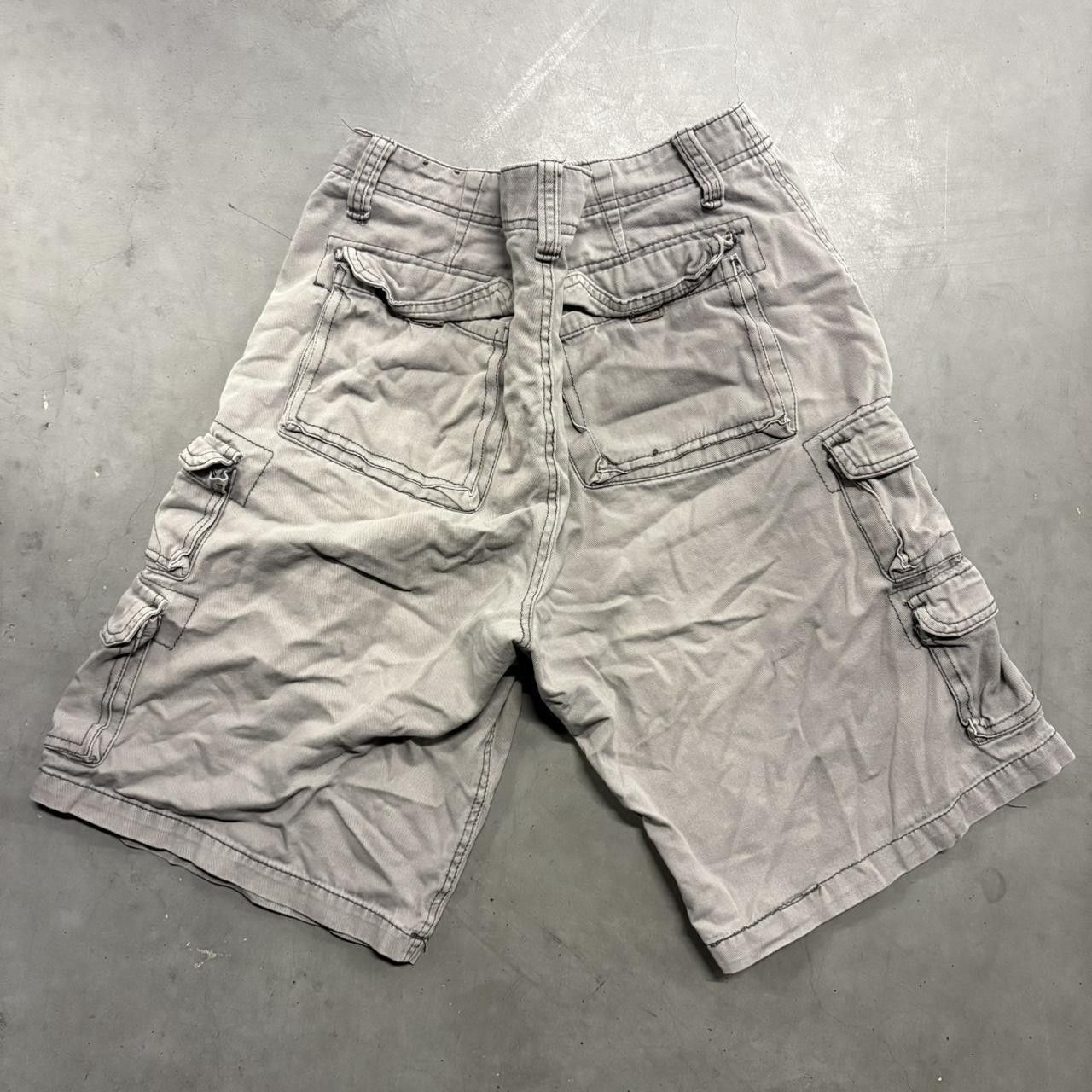 Iron Co. Vintage Y2K/2000s Baggy Grey Iron Jeans Cargo Shorts! Size US 36 / EU 52 - 2 Thumbnail