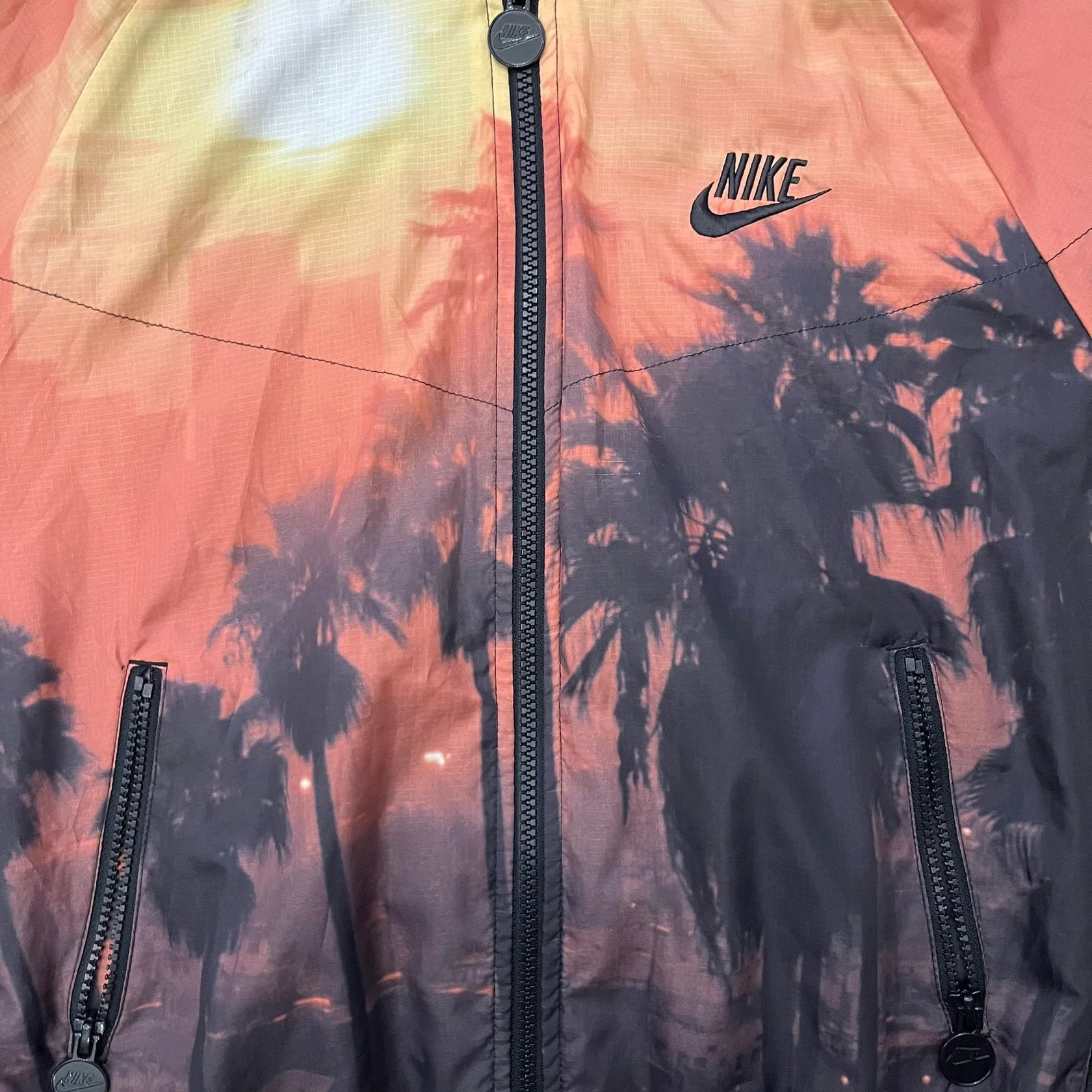 Nike Nike 'Beach Sunset' Split Windbreaker WMNS Size M / US 6-8 / IT 42-44 - 2 Thumbnail