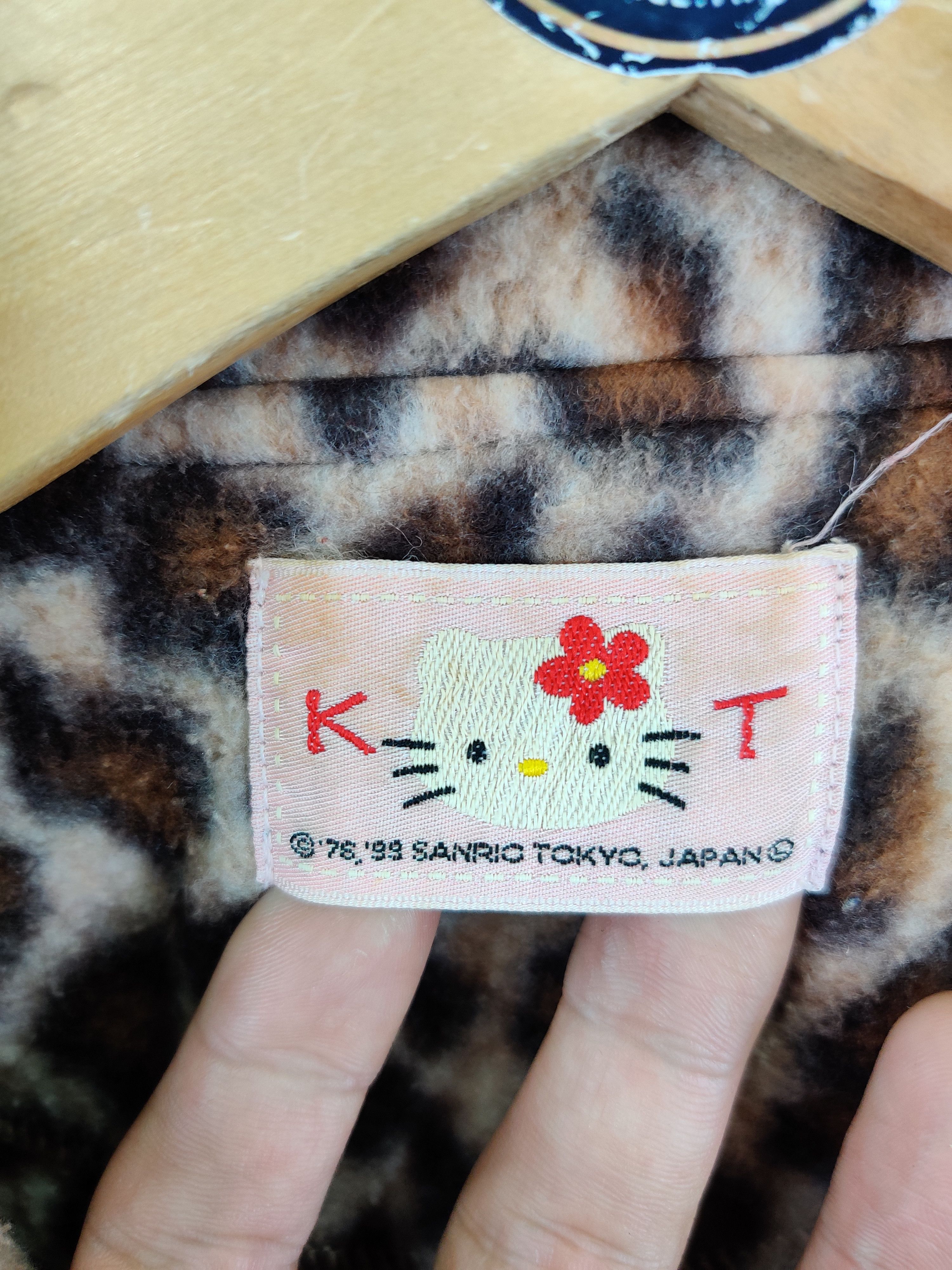 Cartoon Network Vintage Hello Kitty Leopard Fleece Sleepwear Size US L / EU 52-54 / 3 - 9 Thumbnail