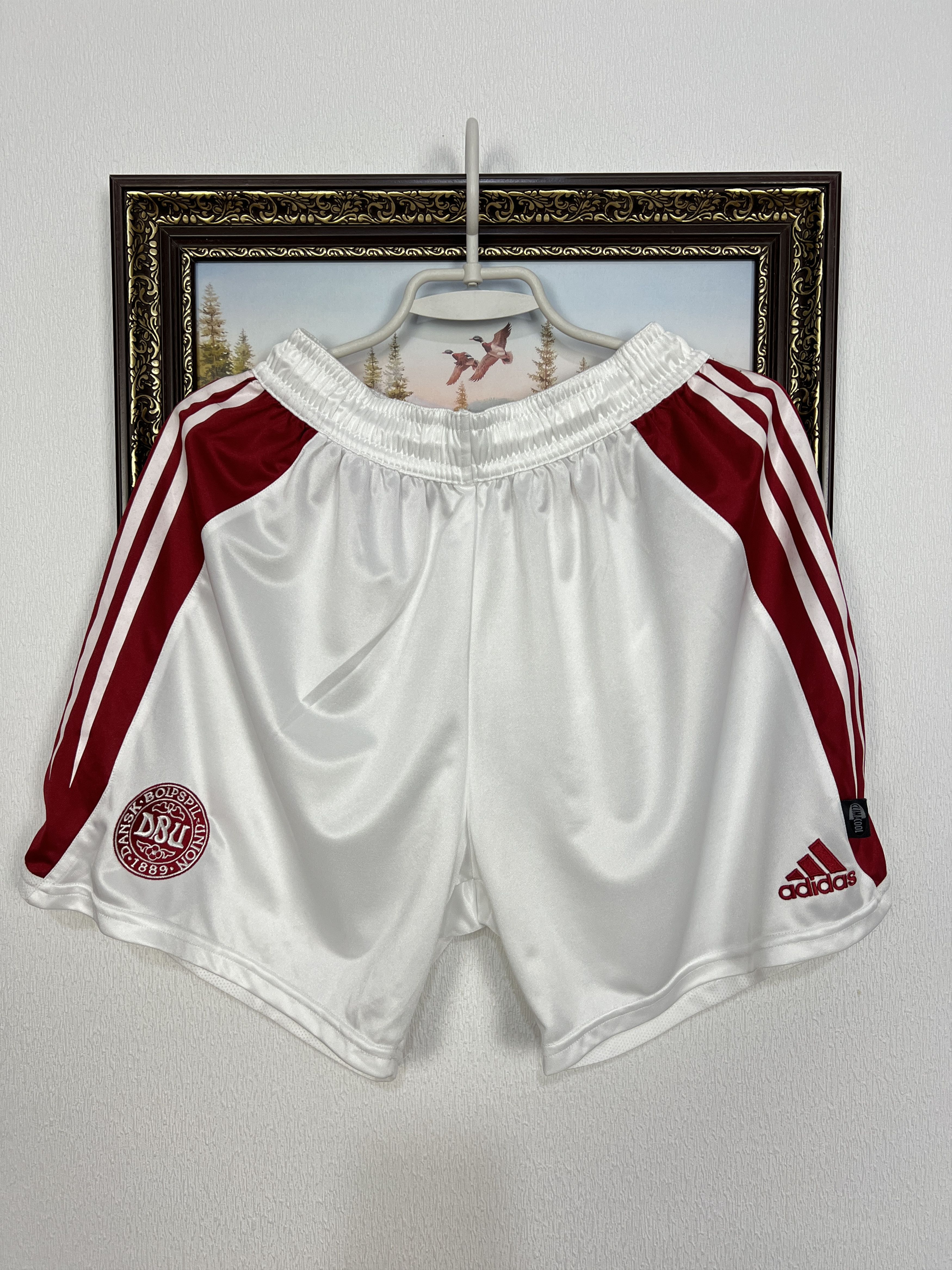 Adidas Vintage Adidas Denmark Football Shorts Soccer National Team Size US 34 / EU 50 - 1 Thumbnail
