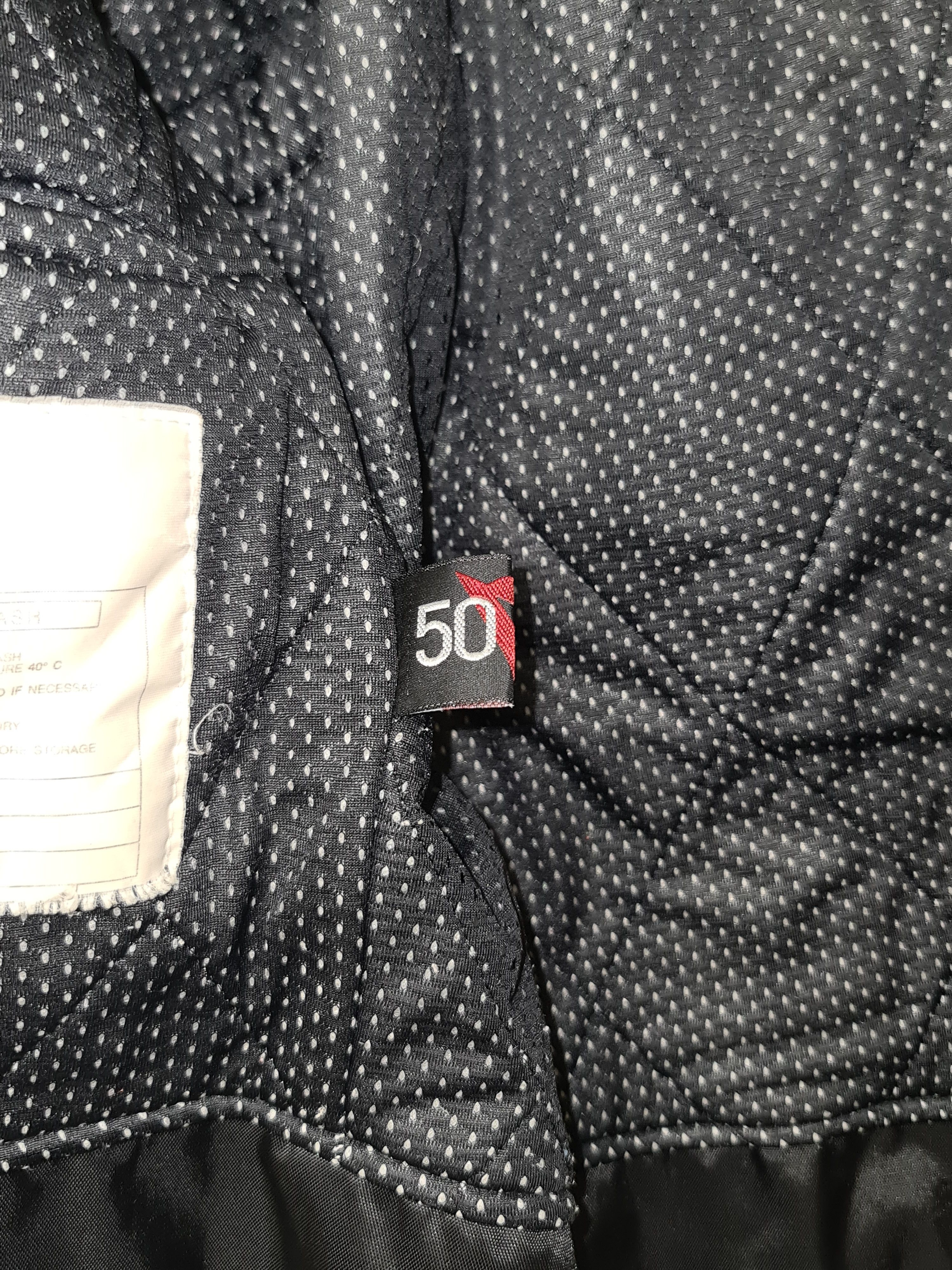 Dainese Dainese Gortex winter full protection bike jacket Size US L / EU 52-54 / 3 - 12 Thumbnail
