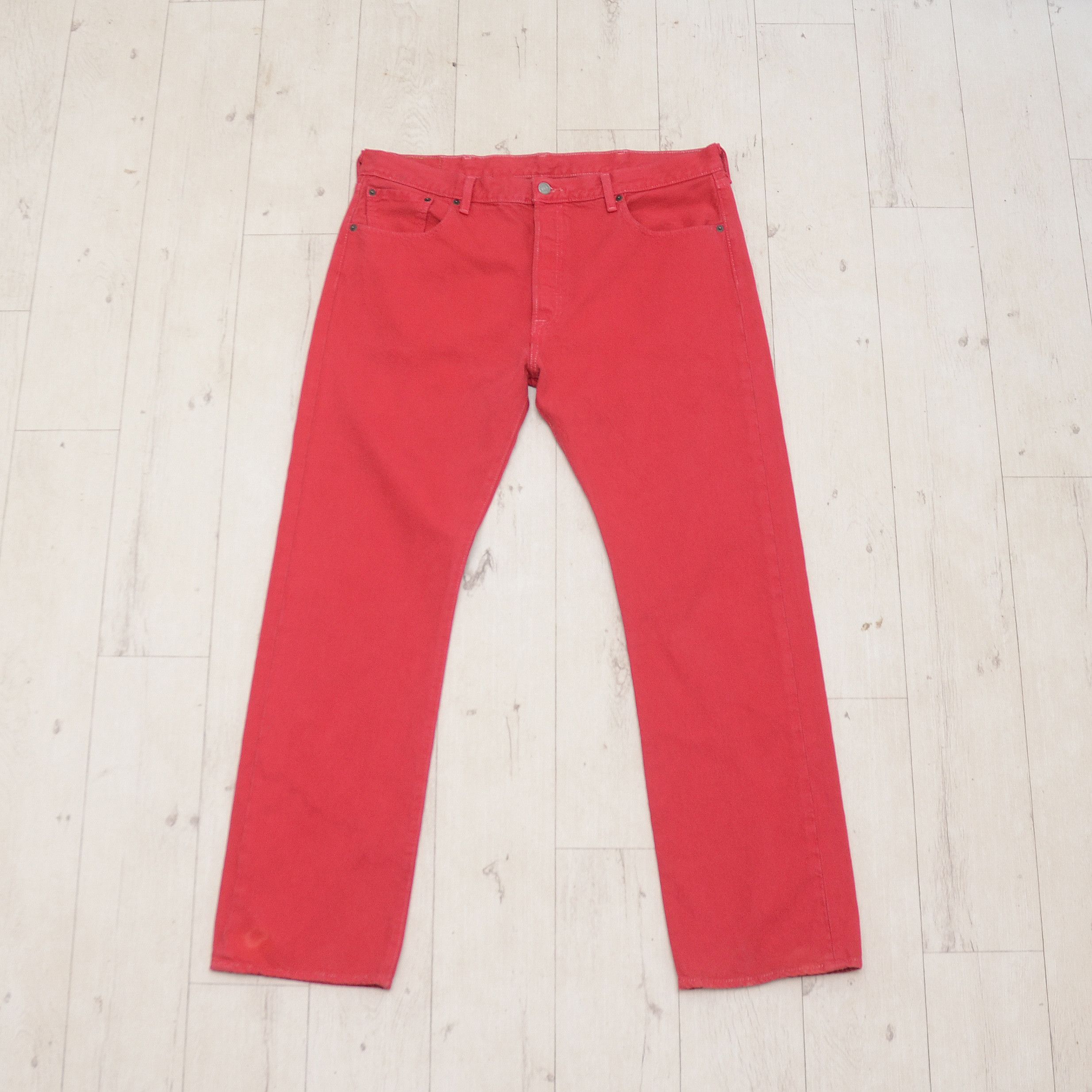 Levi's Vintage Clothing Levi’s Vintage Jeans 501 Men’s Red Distressed 1990’s Rare Size US 38 / EU 54 - 2 Thumbnail