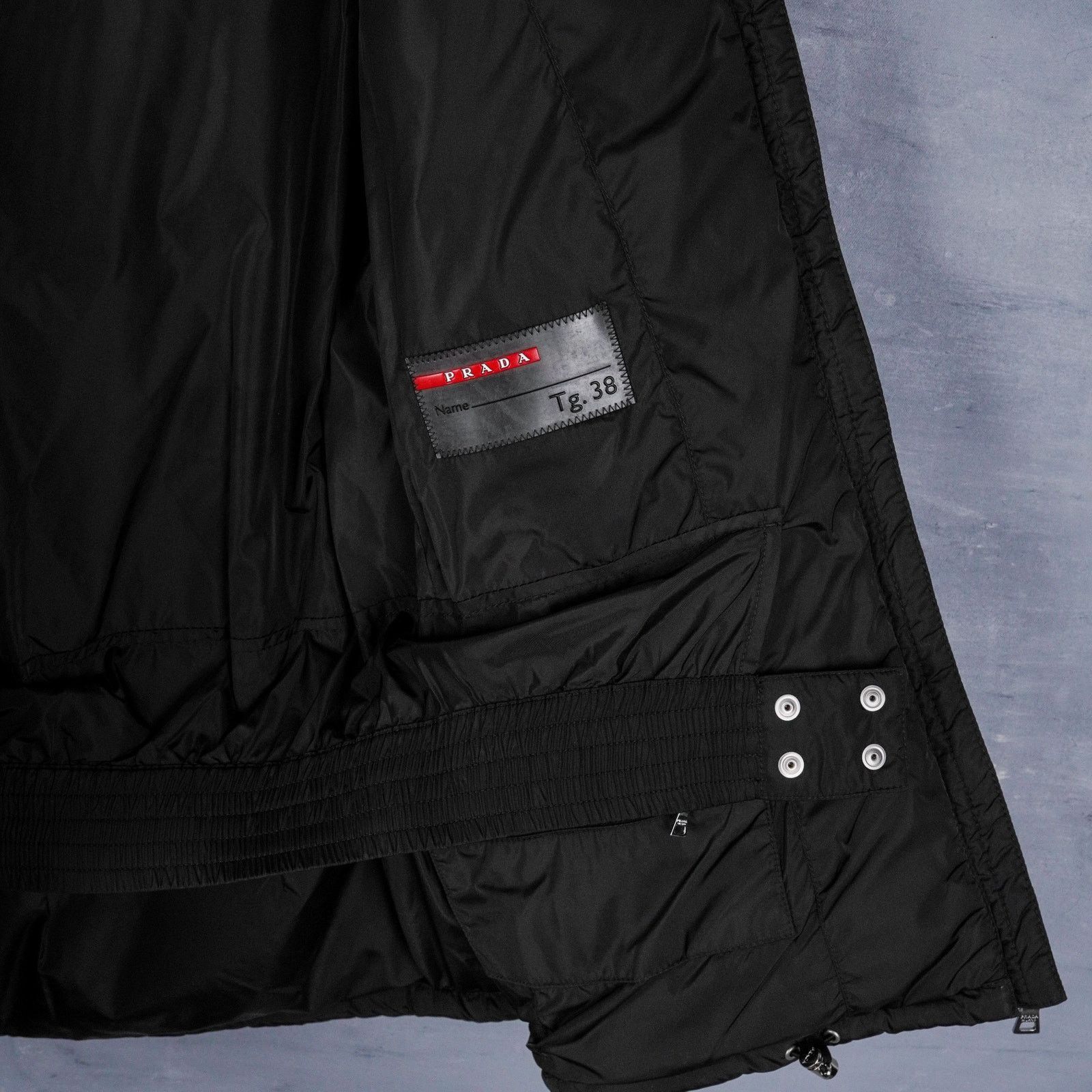 Prada Prada black nylon genuine fox fur hooded womens down jacket Size XS / US 0-2 / IT 36-38 - 12 Thumbnail