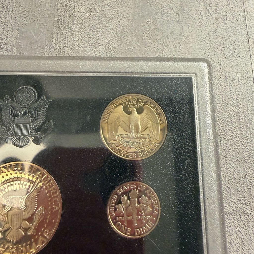 WISDOM Pair 1983 & 1984 U.S. Proof Sets Size 26 - 11 Thumbnail