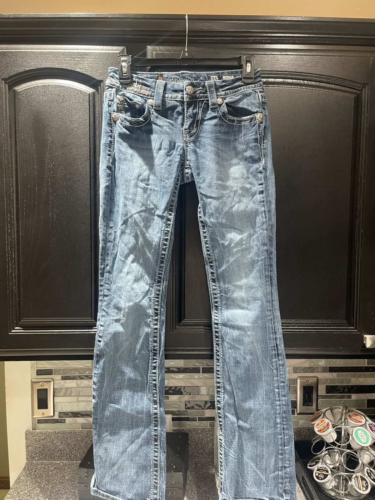 Other Miss Me Signature Boot Fleur De Lis Embroidered Jeans Size 28" / US 6 / IT 42 - 1 Thumbnail