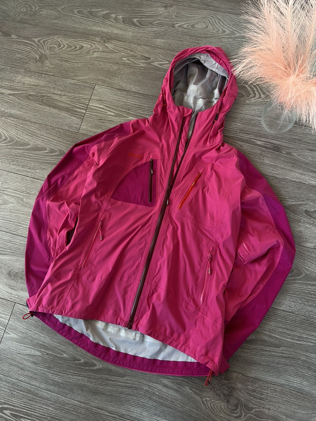 Bergans of Norway ‼️Bergans Of Norway Cecilie Jacket ARC Type Waterproof Jacket Size L / US 10 / IT 46 - 6 Thumbnail