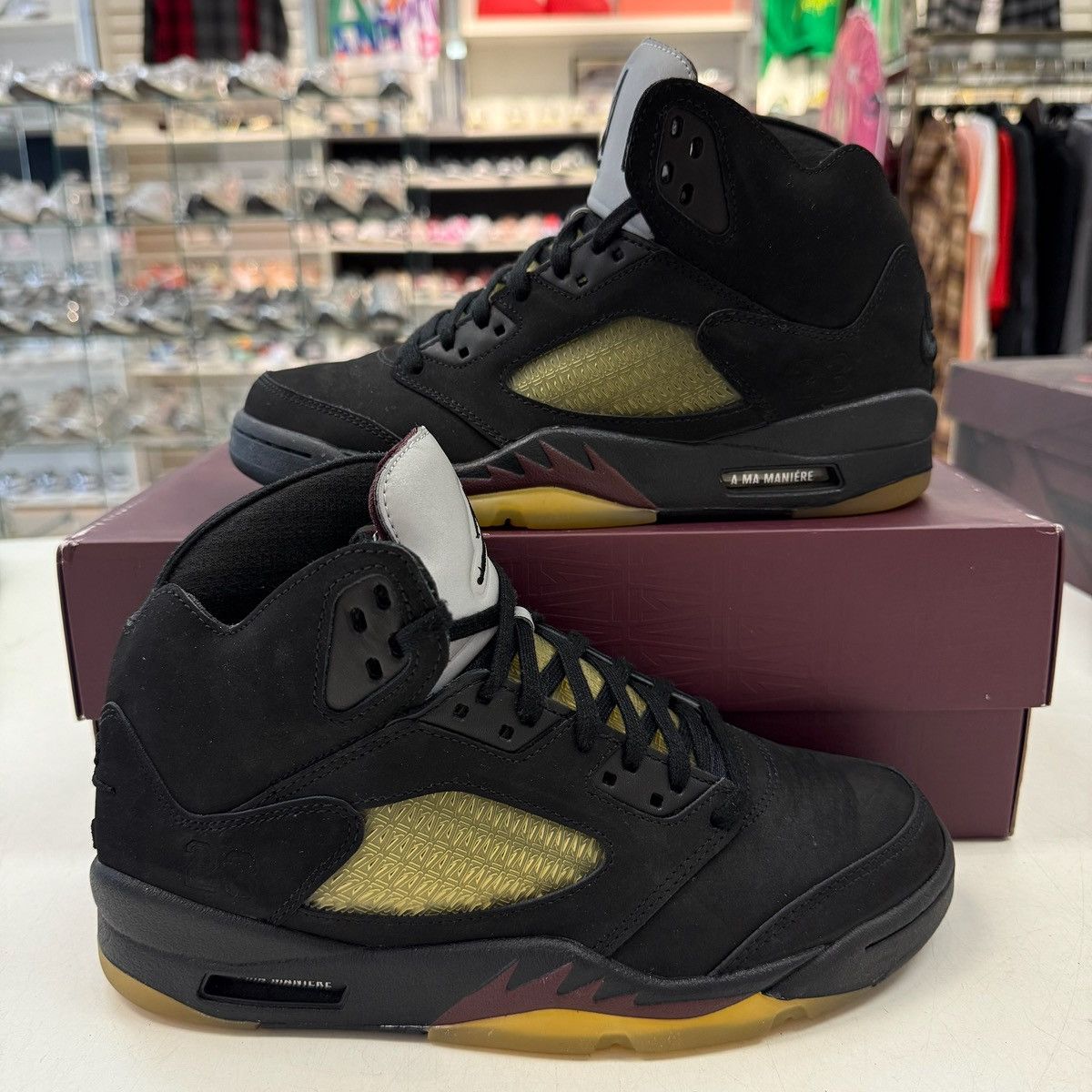 Jordan Brand Size 7 - Jordan 5 Retro x A Ma Maniere Mid Dusk - FD1330-001 Size US 7 / EU 40 - 1 Thumbnail