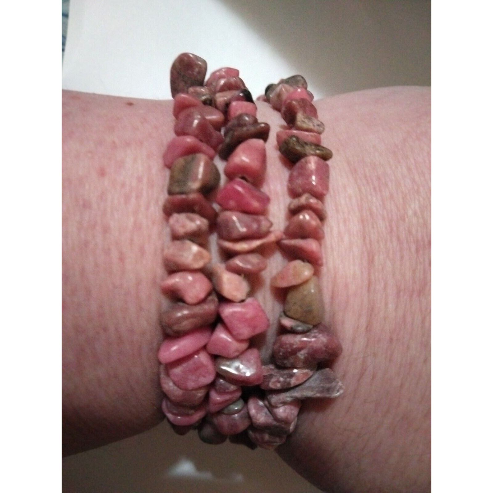 Other Pink Chip Stones Bracelet With Memory Wire Size ONE SIZE - 1 Thumbnail