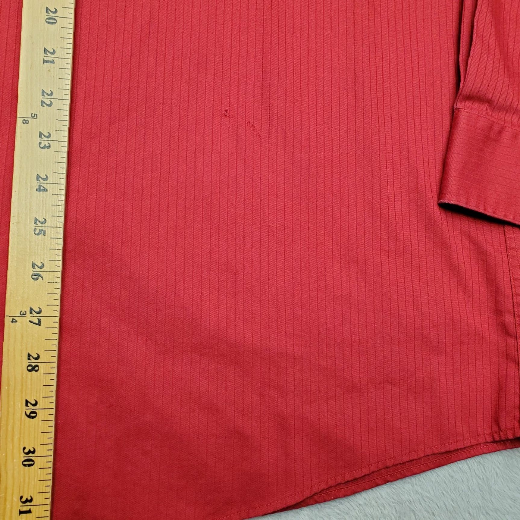 Arrow VINTAGE Arrow Shirt Mens L Red Non Iron Wrinkle Free Long Sleeve Satin Twill Button-Up Casual Classic Cotton Size US L / EU 52-54 / 3 - 2 Thumbnail