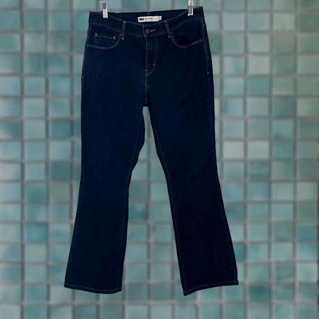 Levi's VINTAGE? Levi’s 515 Women’s Boot Cut Jeans size 8 Blue Jeans Women Regular 8 Bootcut Classic 90s Style Mens Womens? Size 30" / US 8 / IT 44 - 1 Thumbnail