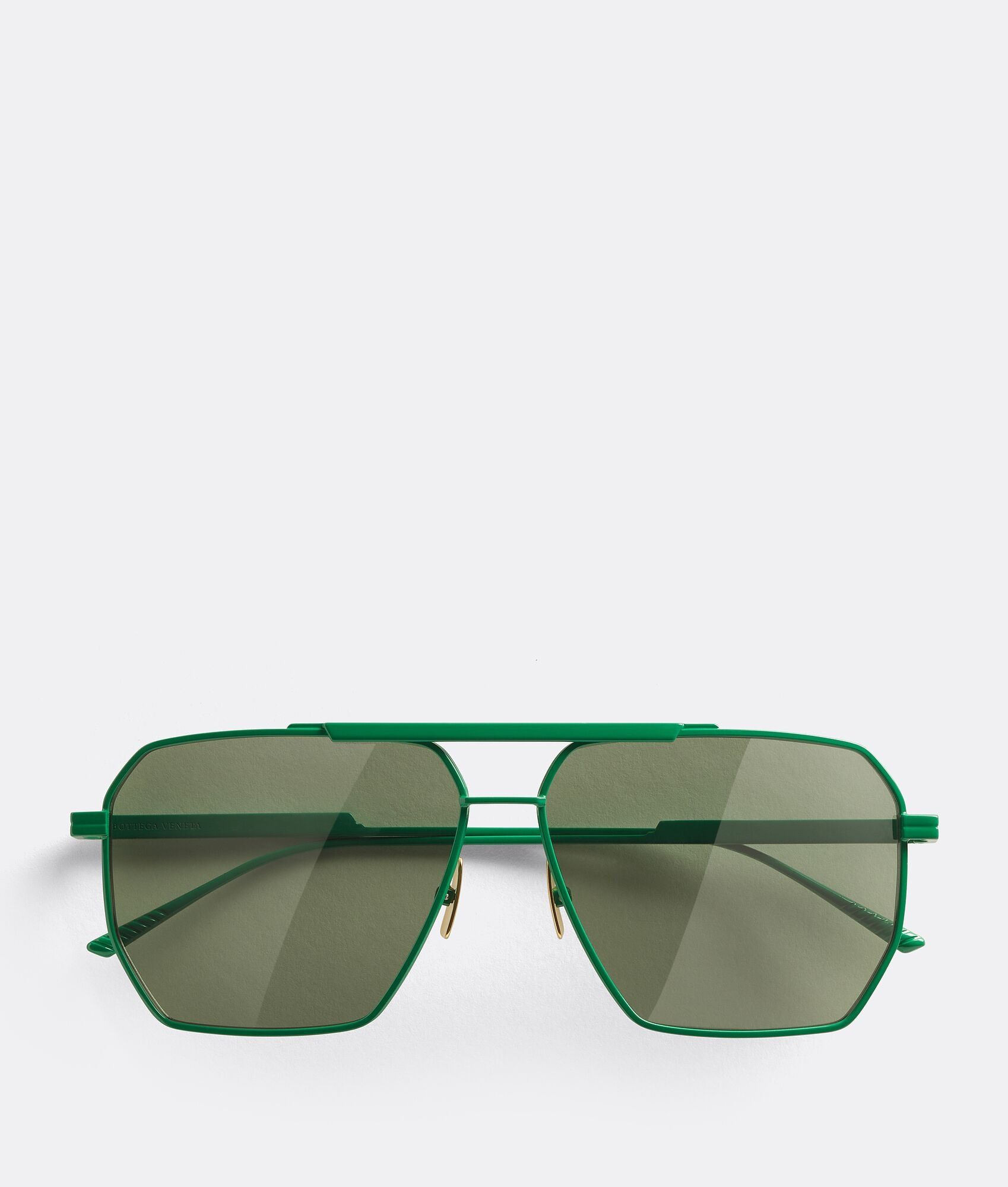 Bottega Veneta o1n1vont0924 Size: OS / Classic Aviator Sunglasses in Green Size ONE SIZE - 1 Thumbnail