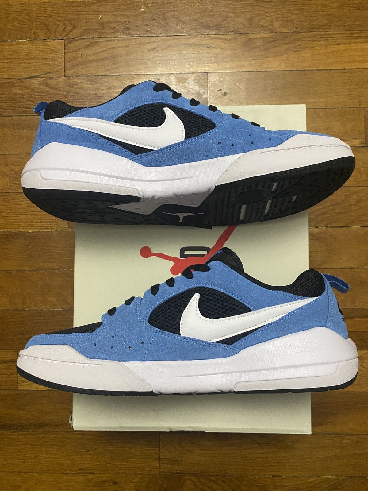 Nike Size 11 - Jordan CMFT ERA Black University Blue Men’s Size US 11 / EU 44 - 3 Thumbnail