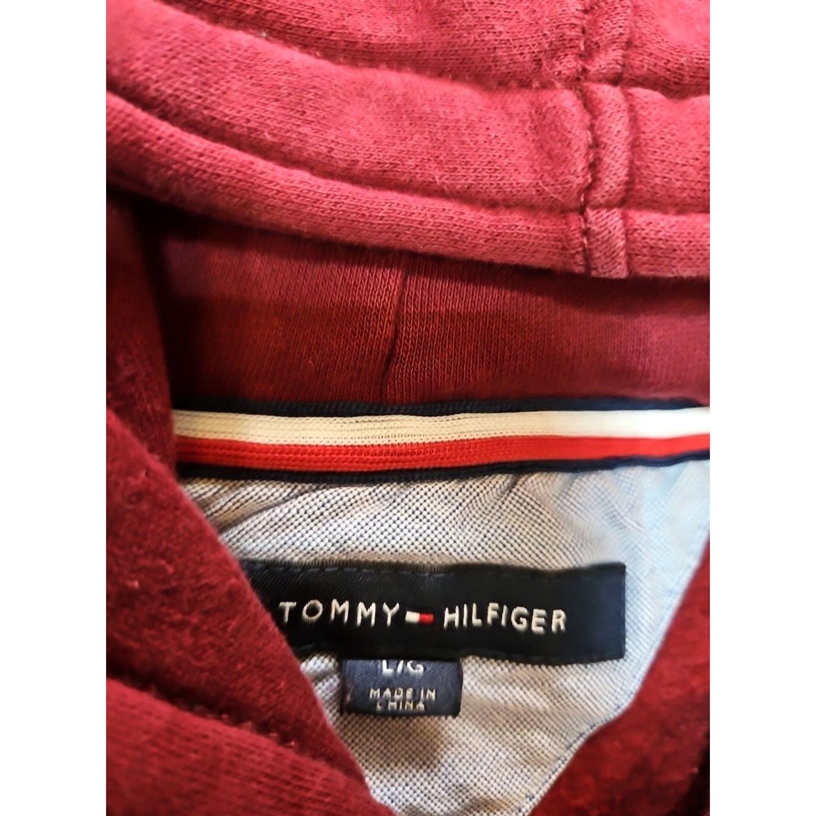 Tommy Hilfiger Tommy Hilfiger Hoodie Mens Large Red Striped Embroidered Logo Preppy Top Size US L / EU 52-54 / 3 - 4 Thumbnail