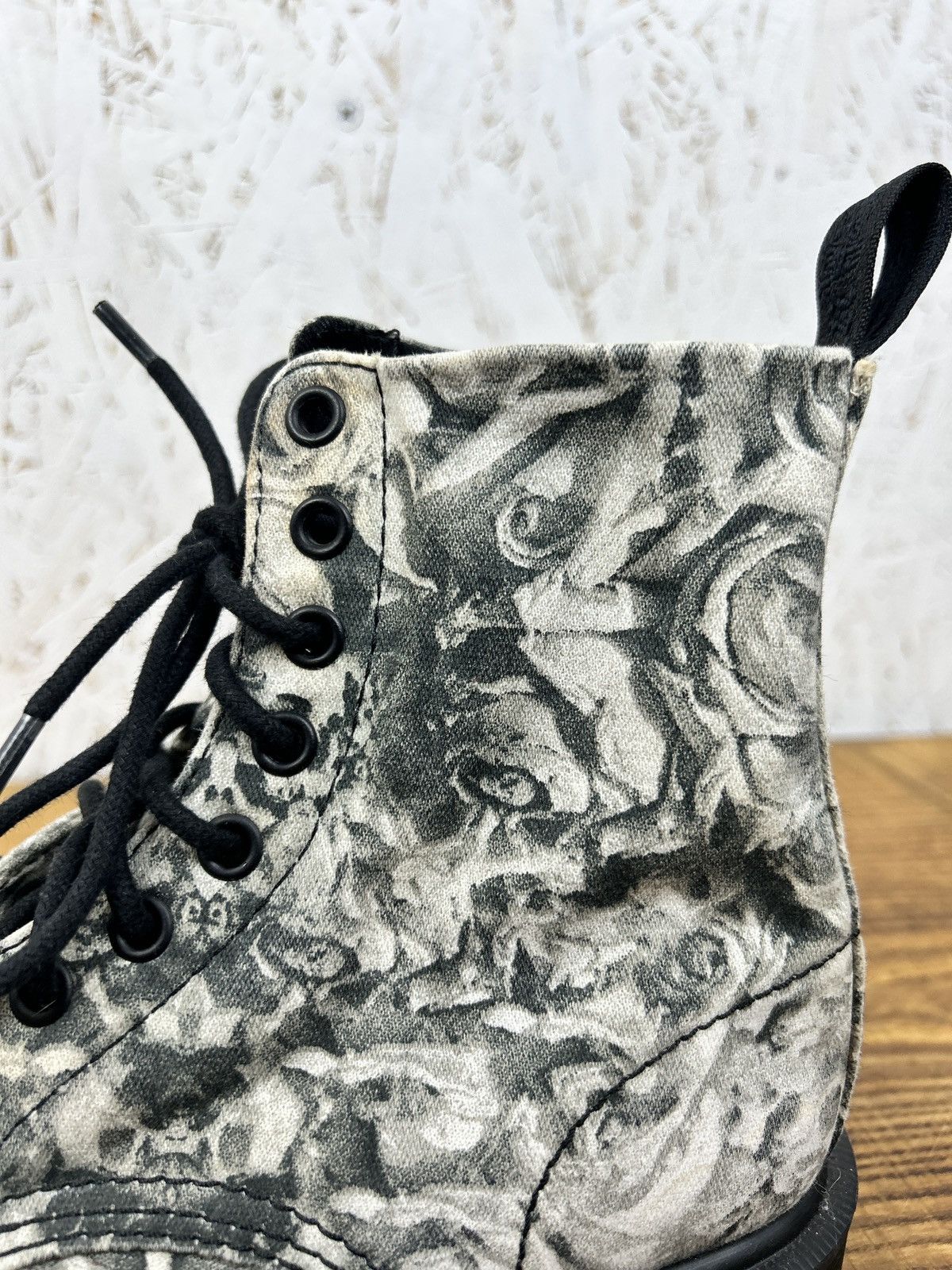 Dr. Martens Dr Martens 1460 Beckett Canvas Black Grey Roses Boots US 4 Size US 4 / IT 34 - 4 Thumbnail