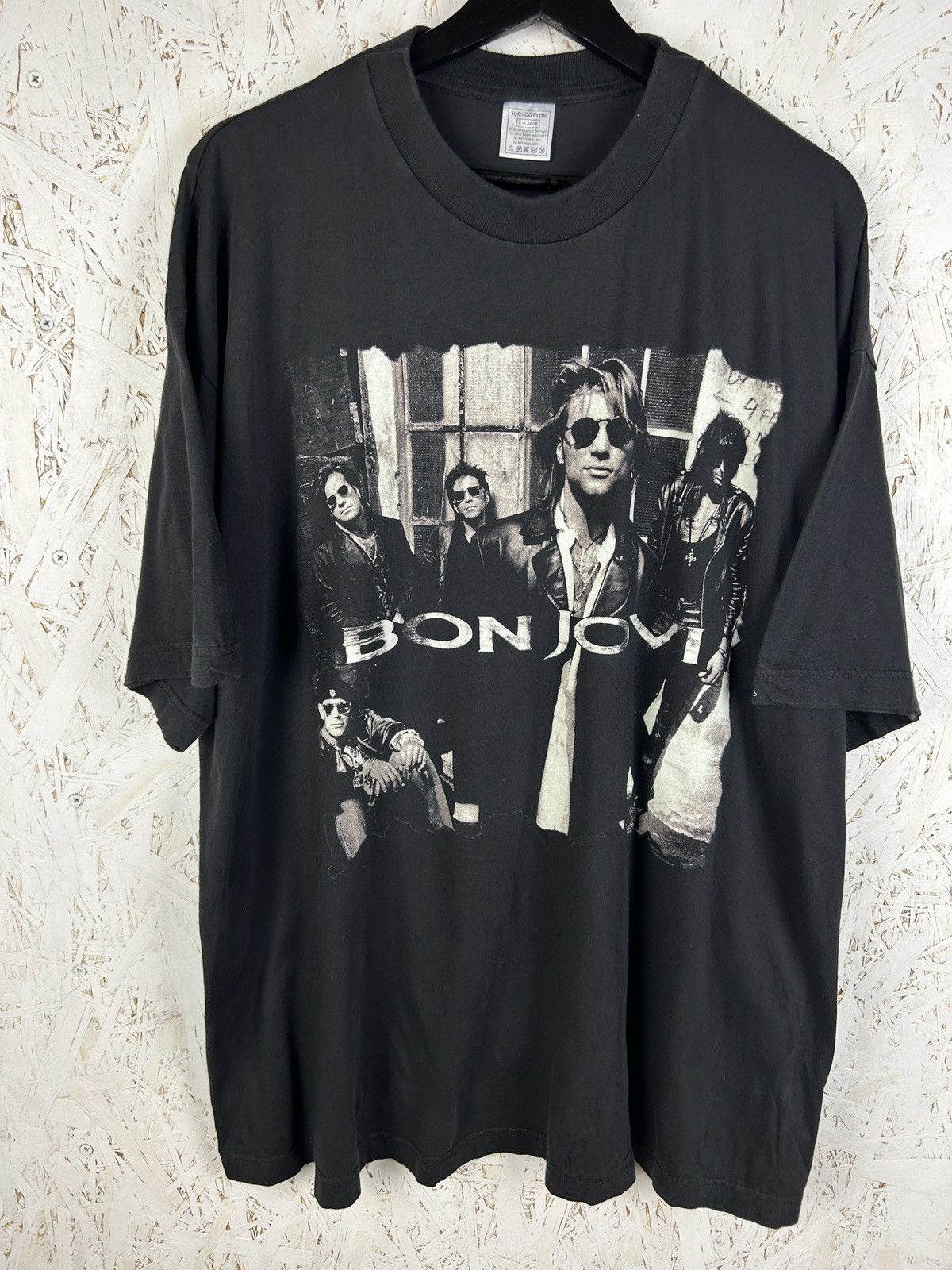Band Tees 90s Bon Jovi 1992 Keep The Faith Tour T-Shirt Black XL Size US XL / EU 56 / 4 - 1 Thumbnail
