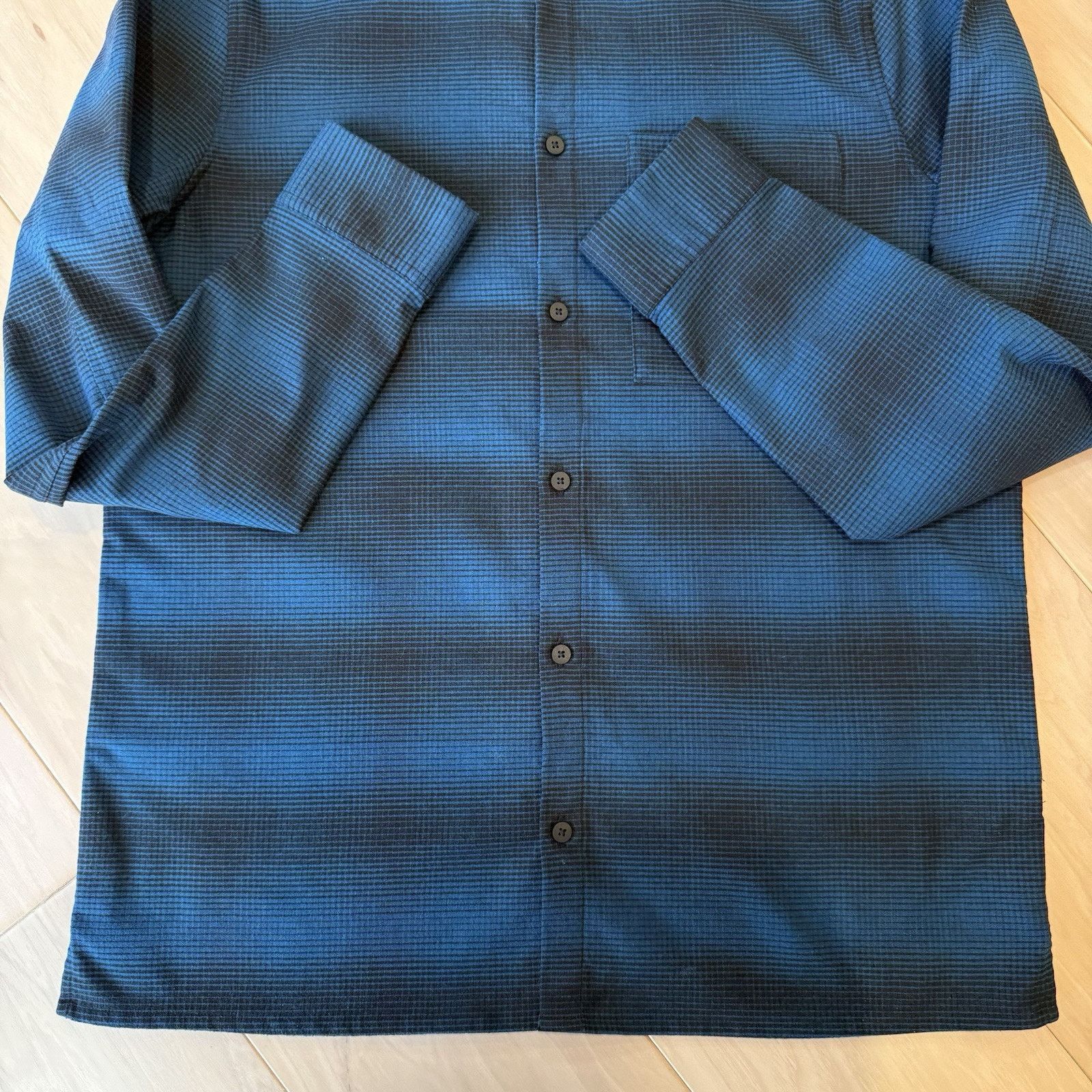 Lululemon Lululemon Mason Peak Flannel L Blue Black Casual Button Down Size US L / EU 52-54 / 3 - 5 Thumbnail