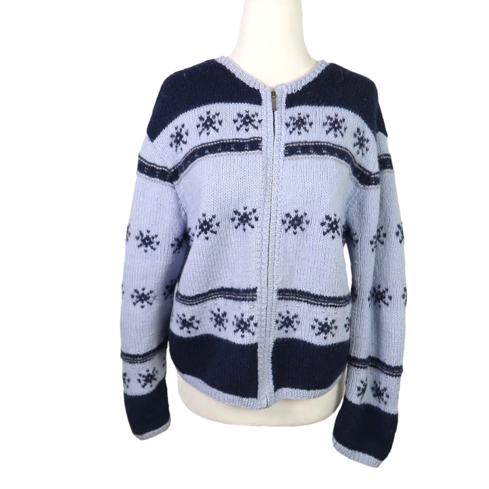 Vintage VINTAGE 90s light and navy blue snowflake wool knit cardigan sweater M Size M / US 6-8 / IT 42-44 - 2 Thumbnail