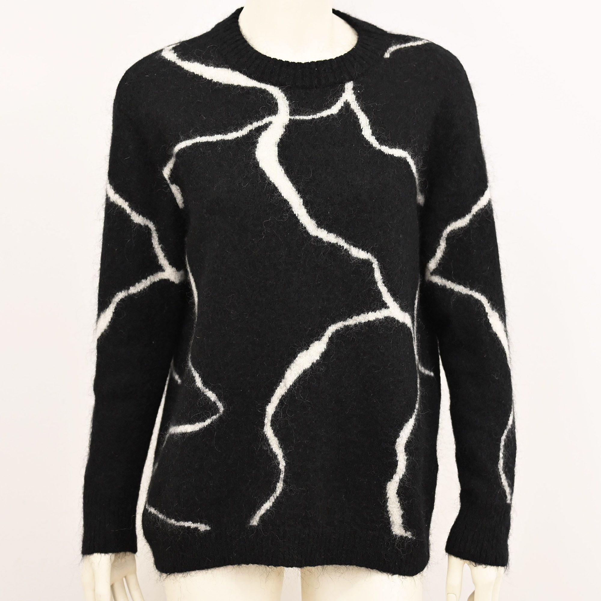 Bruuns Bazaar Bruuns Bazaar chunky knit relaxed jumper in black Size S / US 4 / IT 40 - 5 Thumbnail