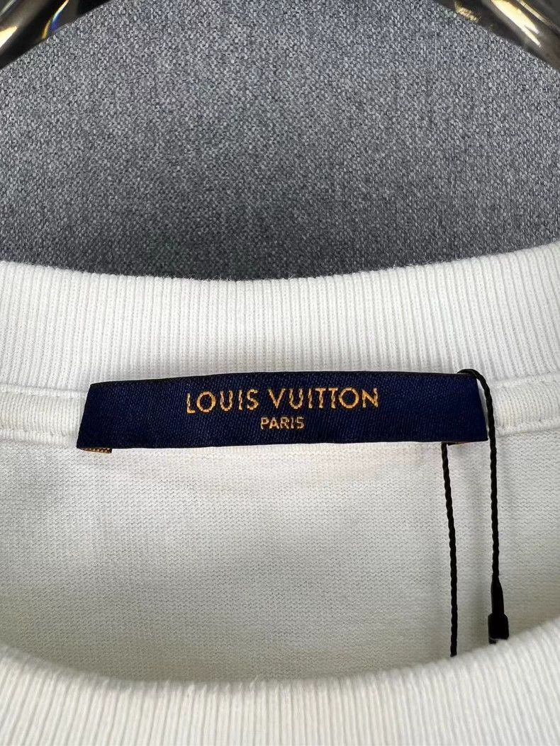 Louis Vuitton Louis Vuitton Short Sleeve TShirt XXL-2506 Size US XXL / EU 58 / 5 - 3 Thumbnail