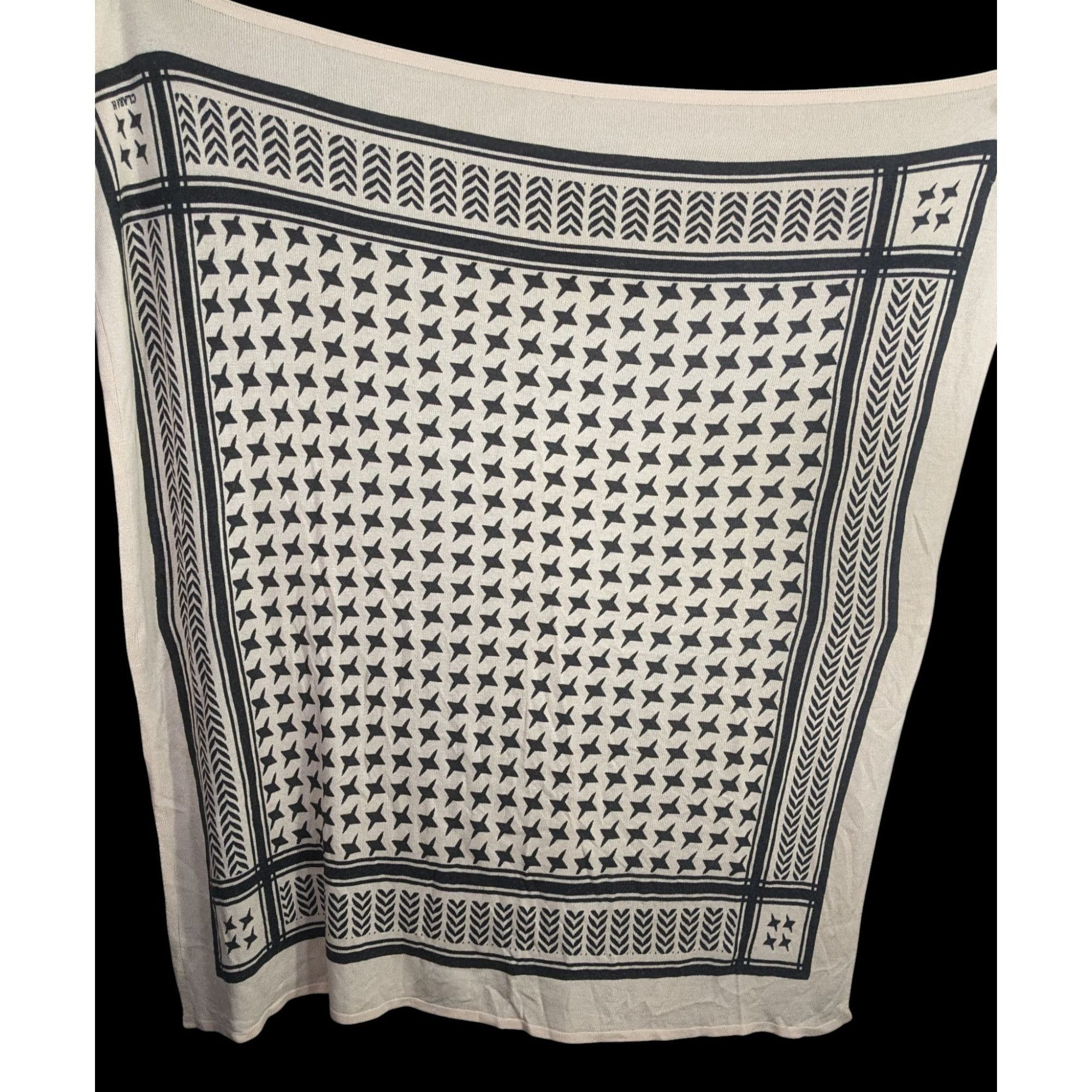 Other Clara H Star Pattern Beige & Black Knit Wrap Scarf Shawl 49x Size ONE SIZE - 5 Thumbnail