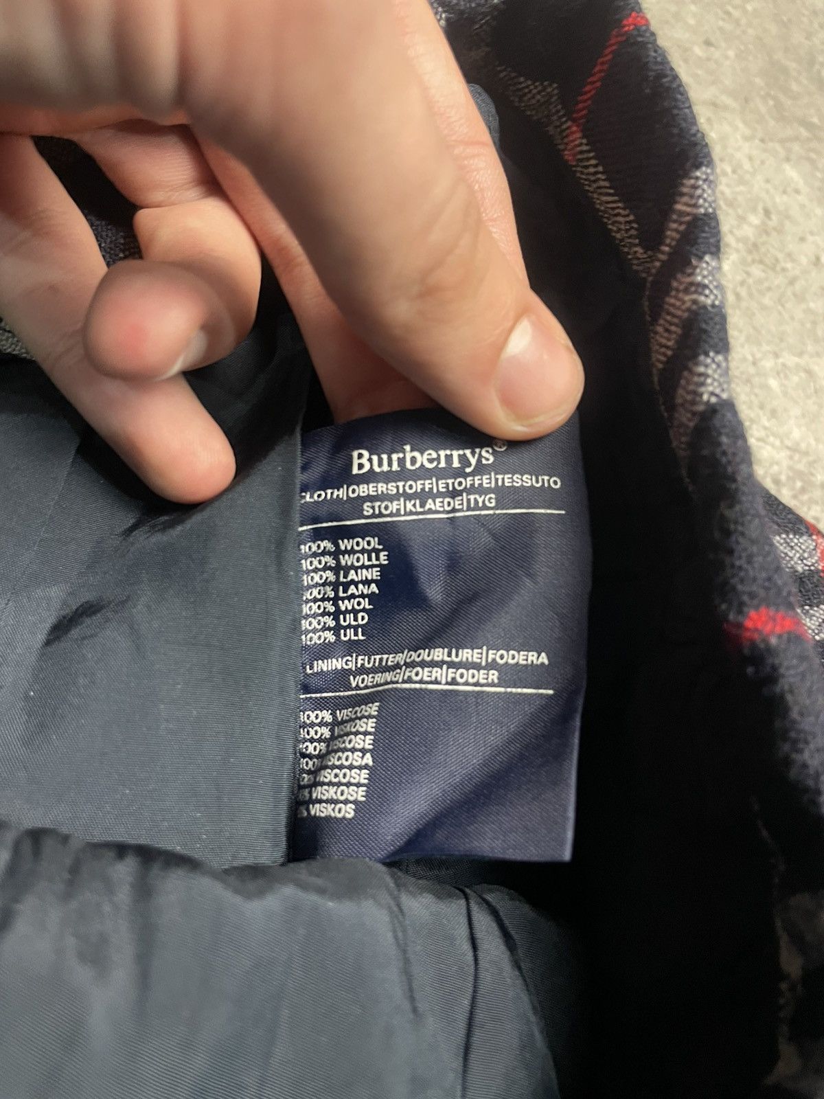 Burberry Vintage 90s Burberry’s Nova Check Wool Skirt Size 34" / US 12 / IT 48 - 10 Thumbnail