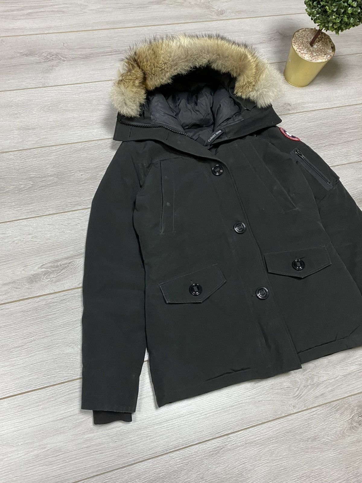 Canada Goose Canada Goose Montebello down puffer jacker parka fur Size M / US 6-8 / IT 42-44 - 11 Thumbnail