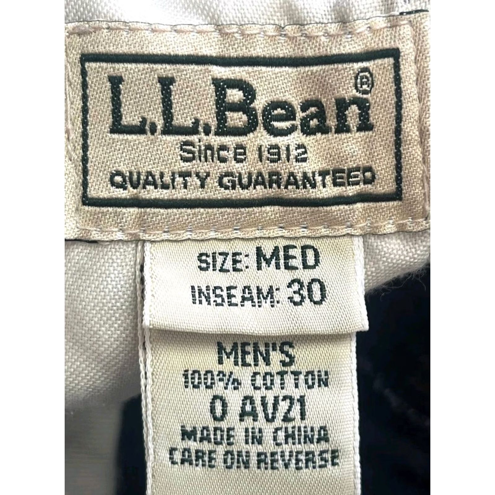 Vintage L.L. Bean Chino Pants Men Blue Cotton Size M Regular Inseam 30 High Rise Straight Leg Pants Mens Blue Chino Size US 31 - 6 Thumbnail
