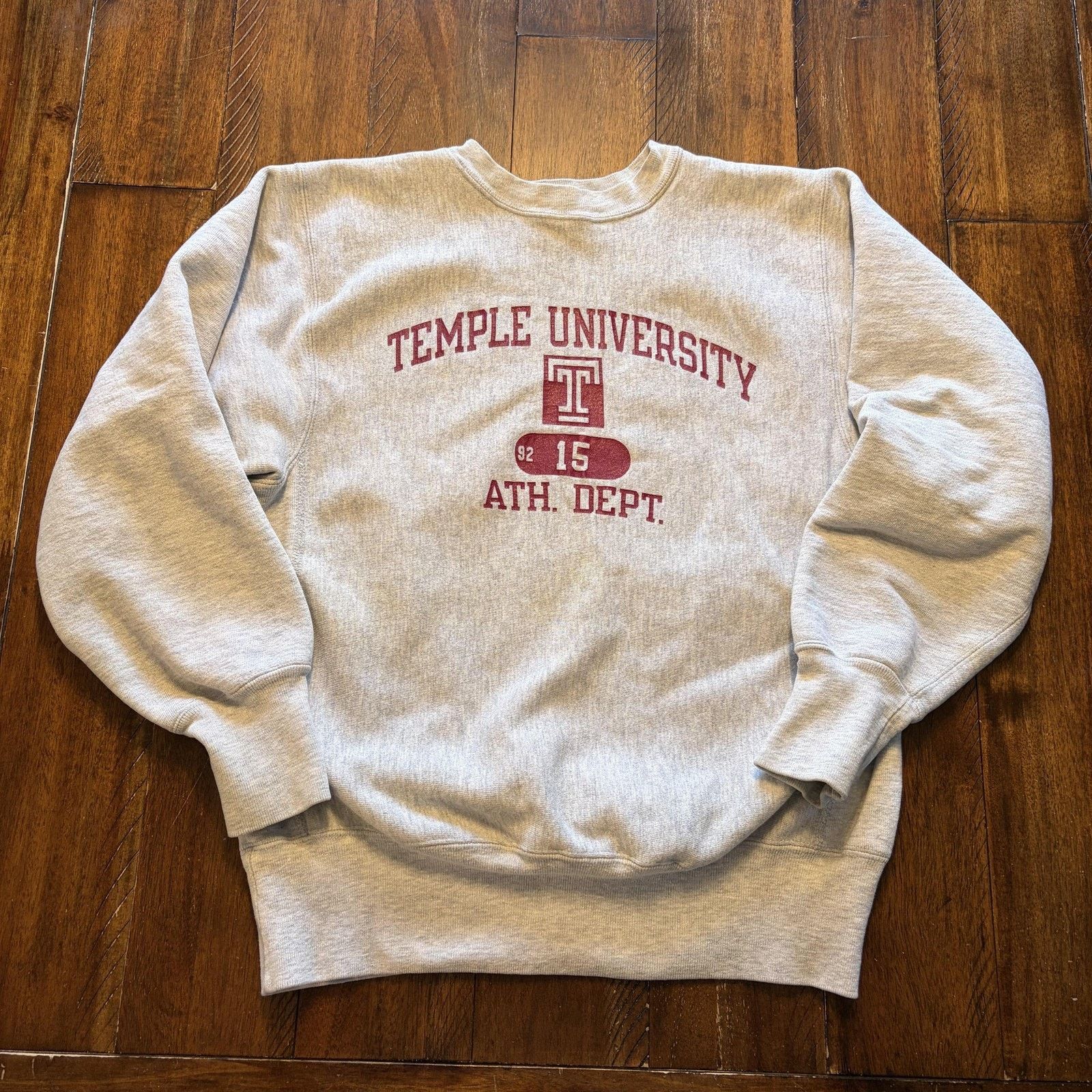 Champion Vtg Temple University L Champion Reverse Weave Team Issued Size US L / EU 52-54 / 3 - 2 Thumbnail