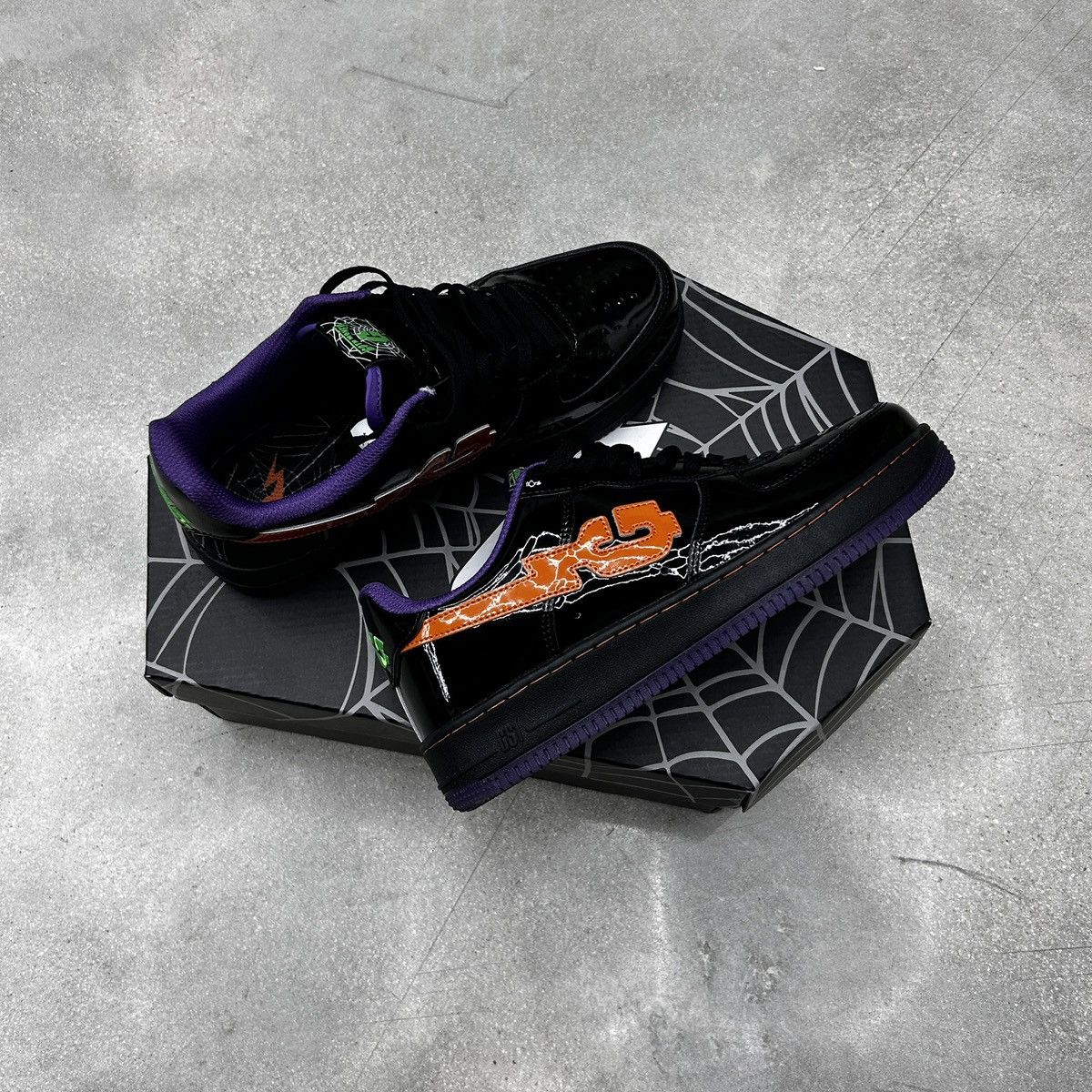 Men's Goth Money Low Top Sneakers | Grailed