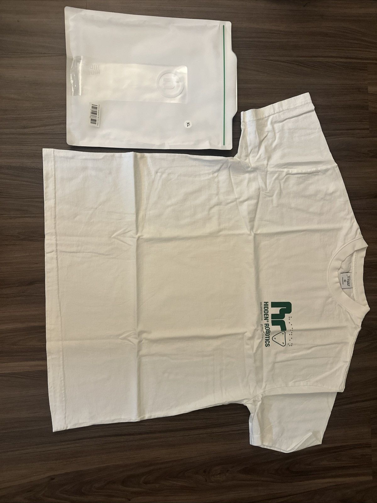 HIDDEN Hidden NY Robotics Strong Arm Tee White XL Made in USA Size US XL / EU 56 / 4 - 1 Thumbnail