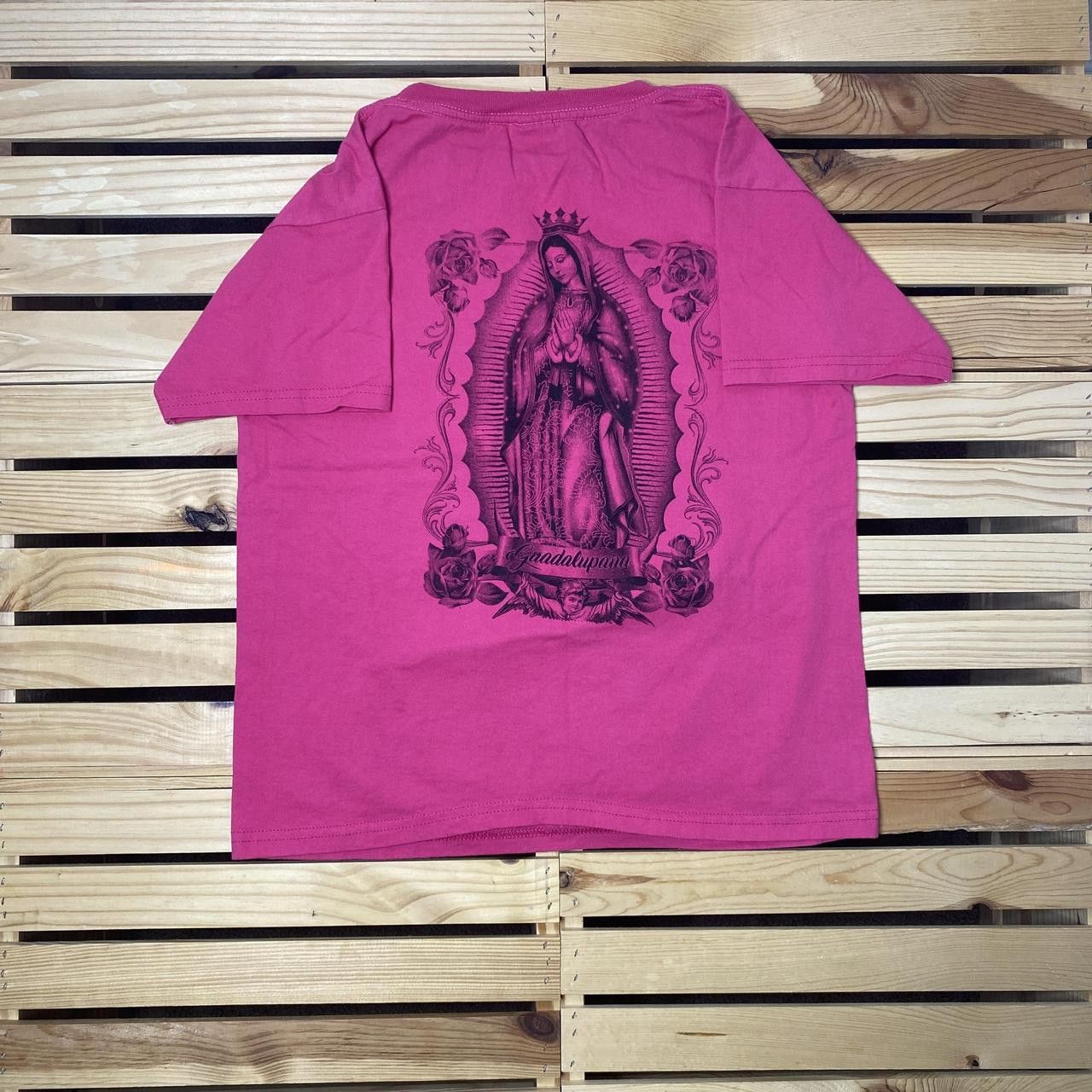 Other Vintage Our Lady of Guadalupe Pink Jesus Tee Size Medium Size US M / EU 48-50 / 2 - 2 Thumbnail
