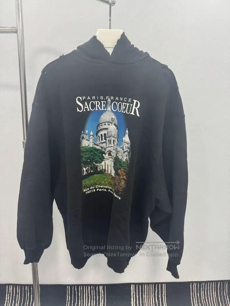 Balenciaga Balenciaga Castle Building Pattern Sweatshirt Size US S / EU 44-46 / 1 - 1 Thumbnail