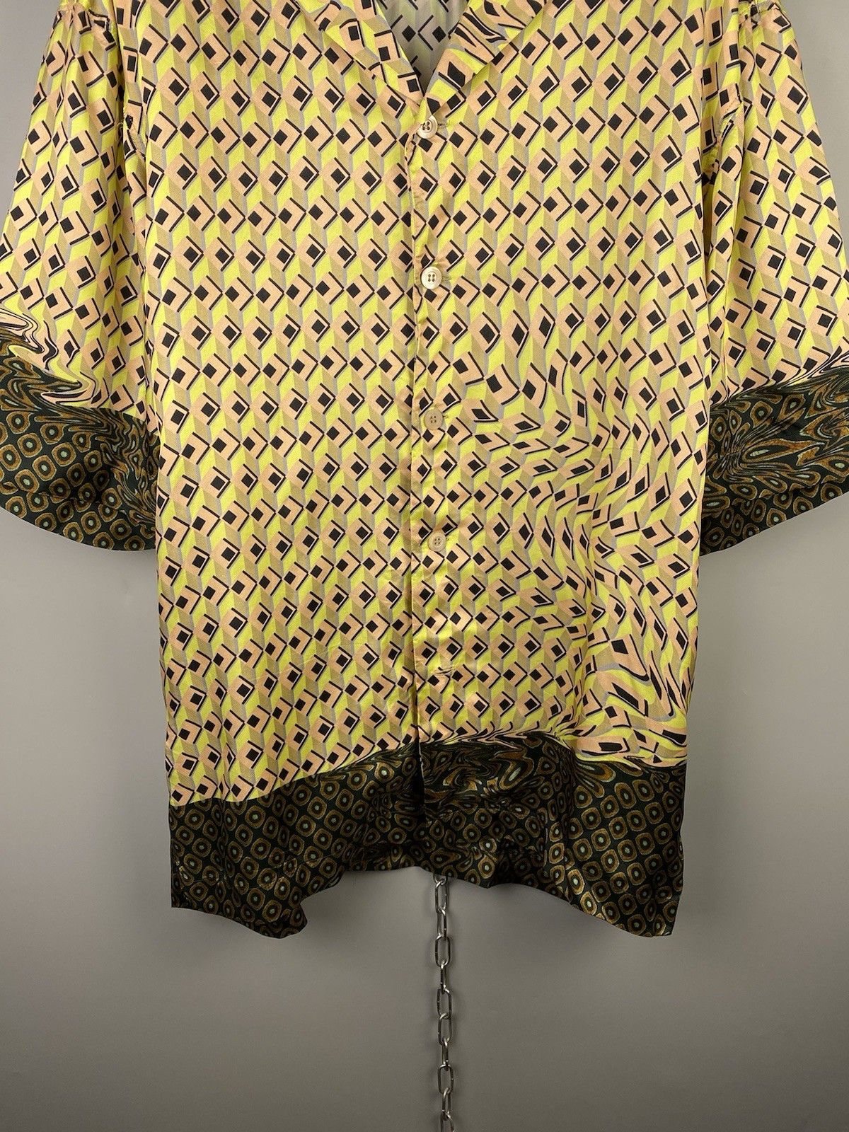 Dries Van Noten Dries Van Noten Silk Luxury Geometric Short Sleeve Shirt Size US XL / EU 56 / 4 - 4 Thumbnail