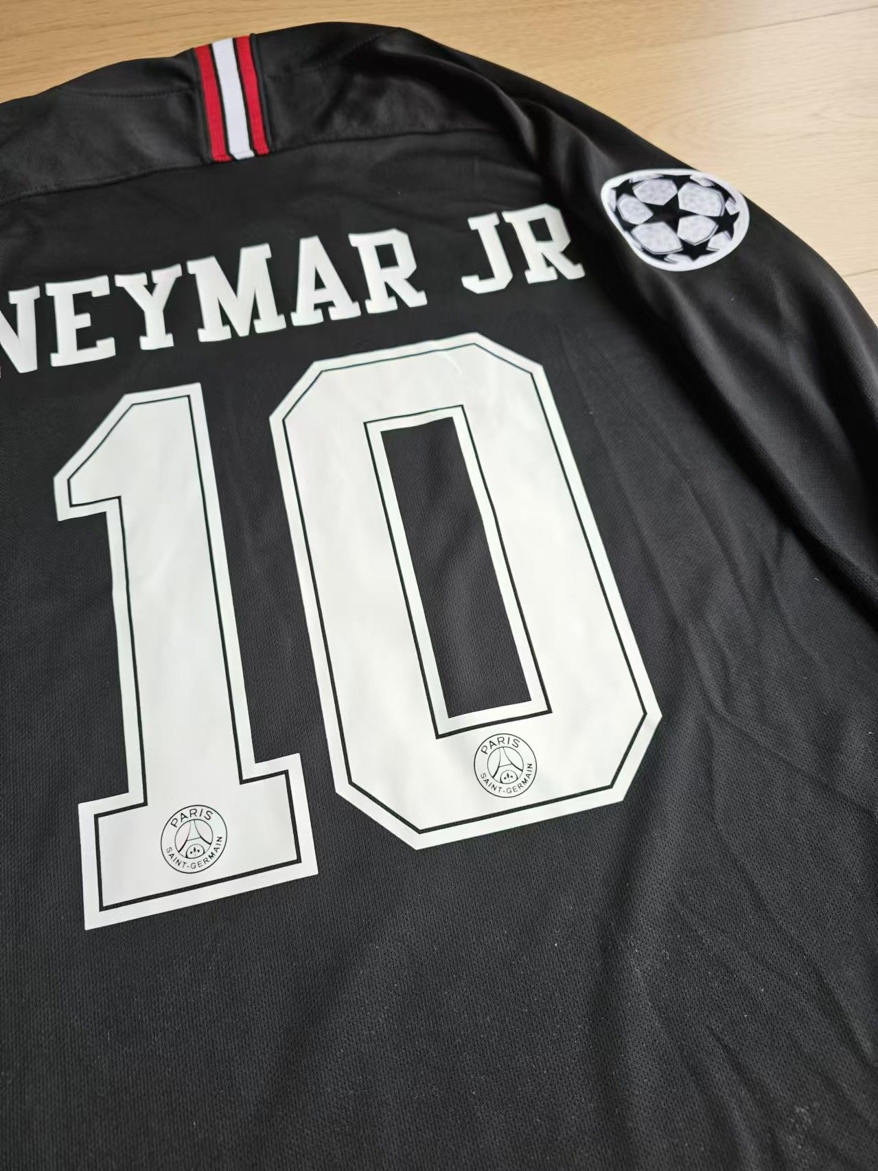 Other 2018 19 PSG 10 Neymar Jersey Size US M / EU 48-50 / 2 - 3 Thumbnail