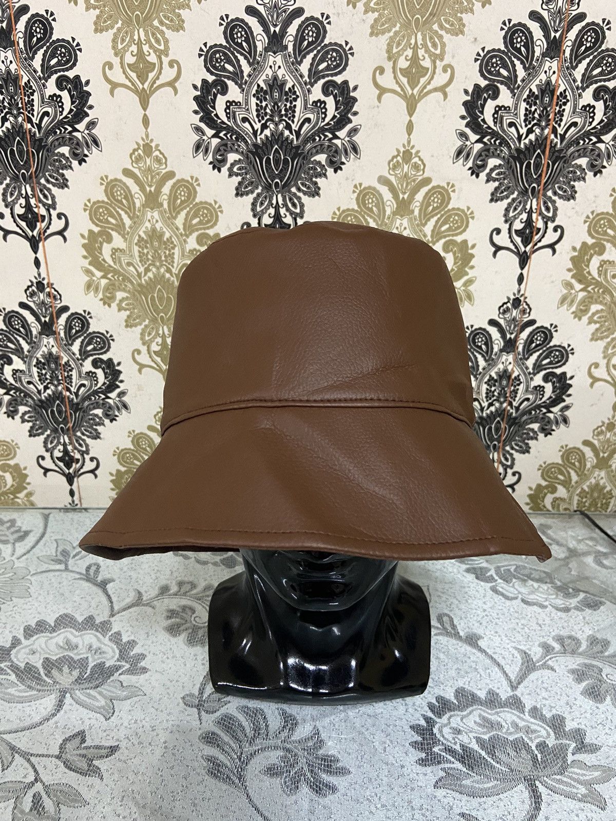 Japanese Brand Leather Bucket Hat Size ONE SIZE - 2 Thumbnail